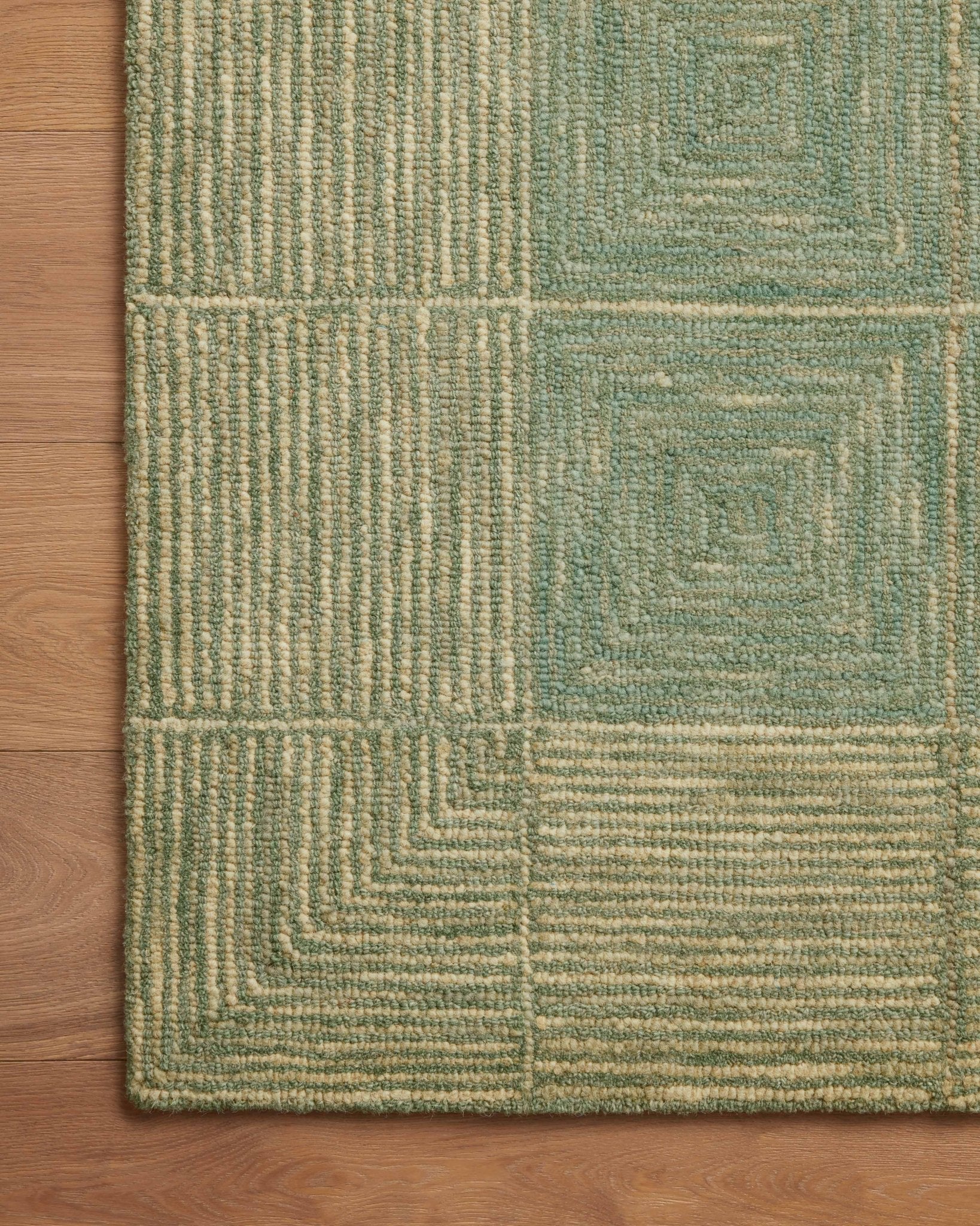 Chris Loves Julia x Loloi Francis Green / Natural Rug