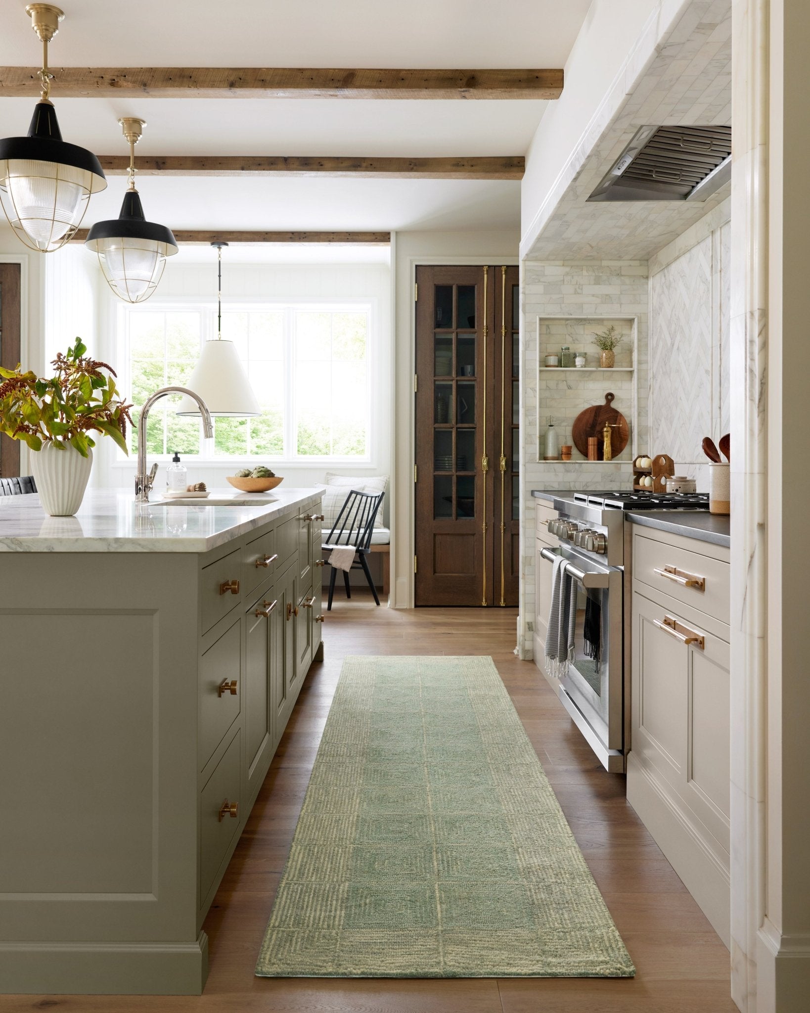 Chris Loves Julia x Loloi Francis Green / Natural Rug