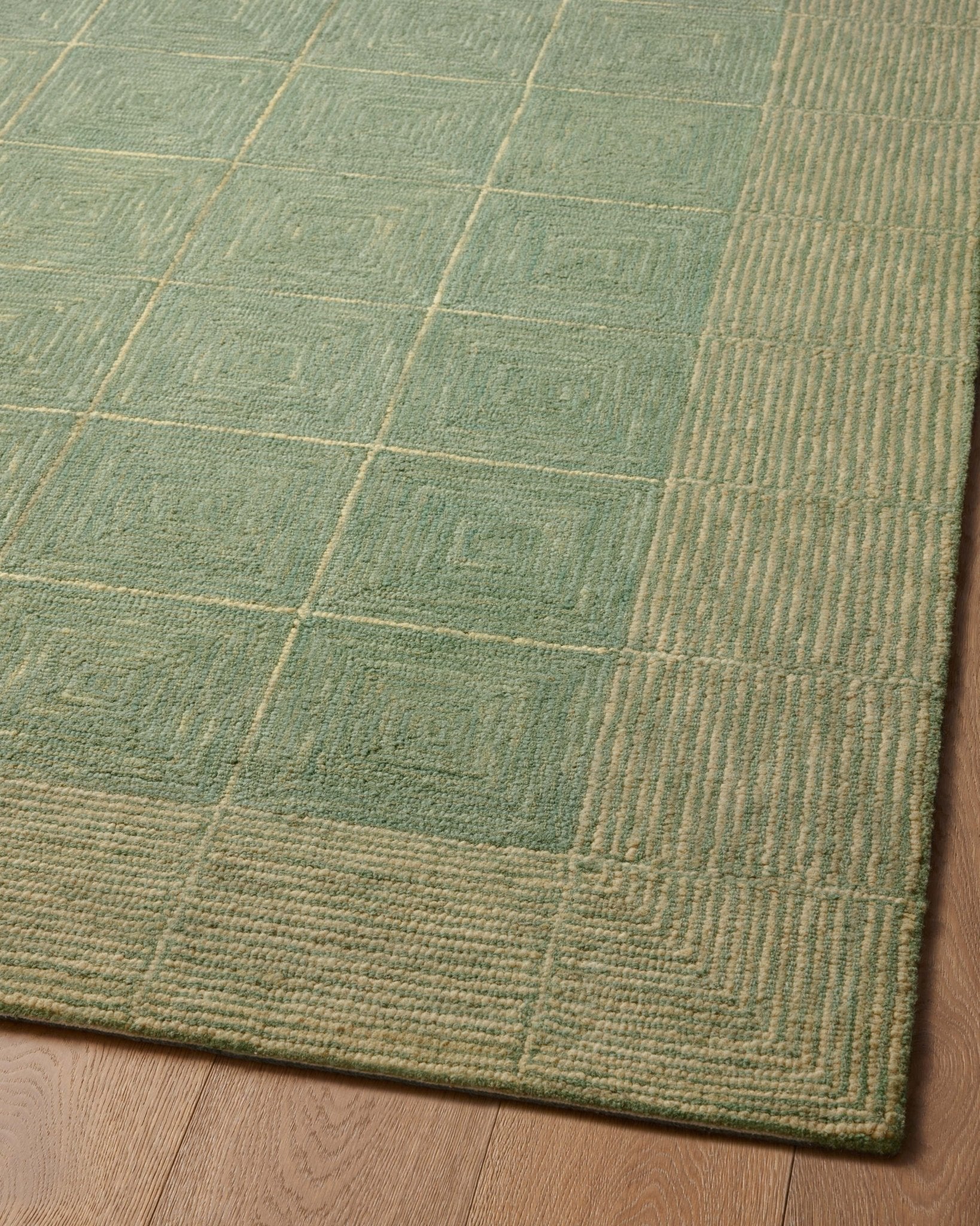Chris Loves Julia x Loloi Francis Green / Natural Rug