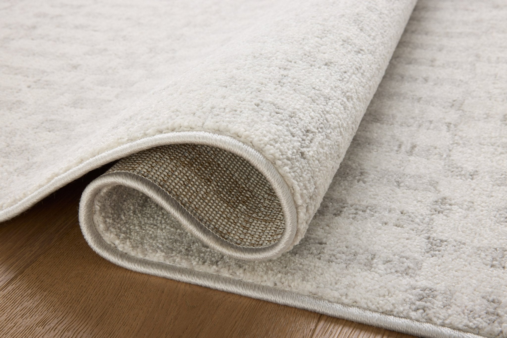 Loloi II Kamala Ivory / Grey Rug