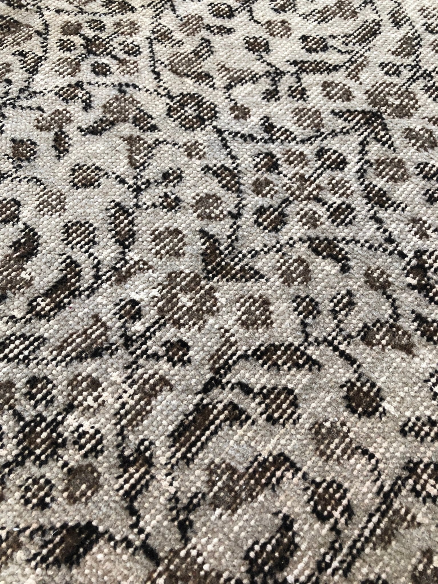 Rosalie 4x6 Vintage Neutral Turkish Rug White Cliff Studio Rugs