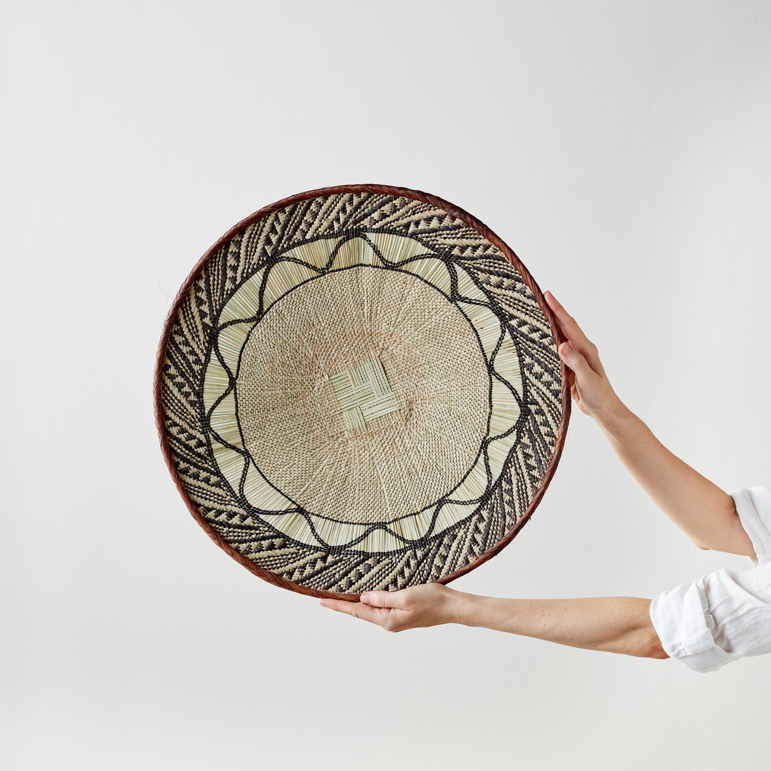 Binga Lace Patterned Basket