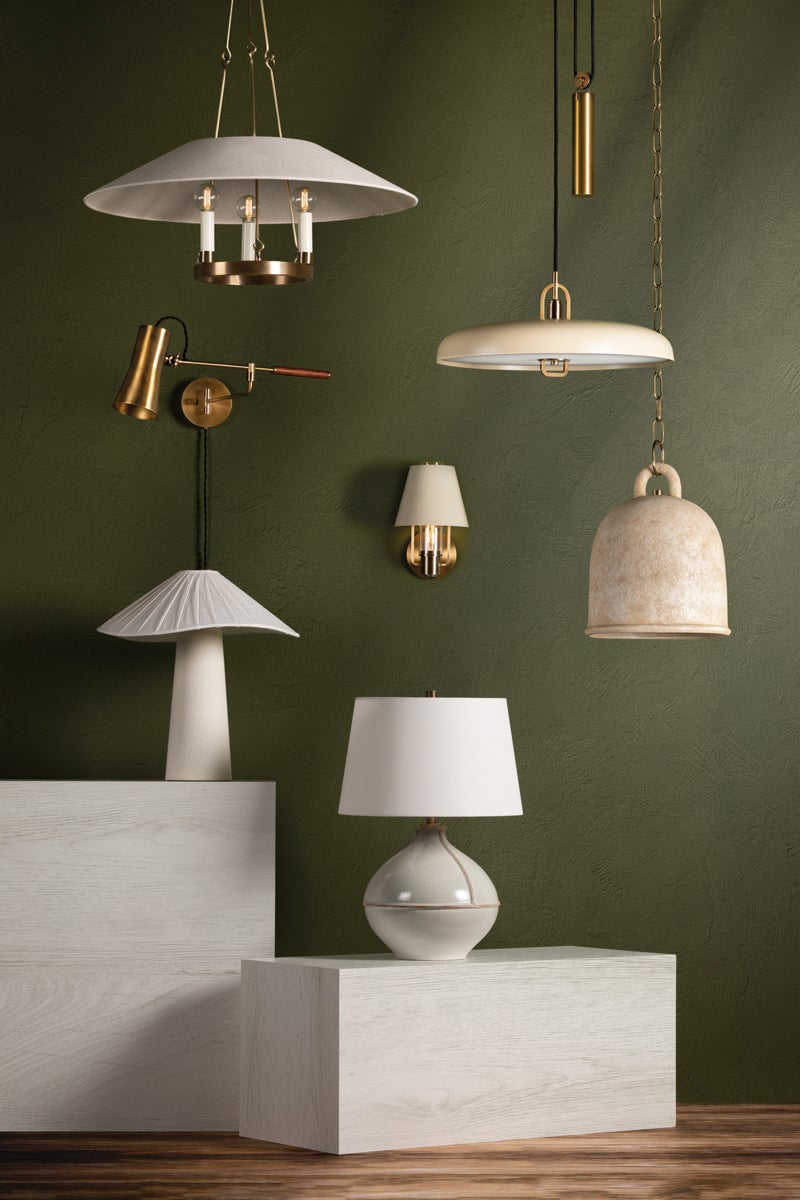 Des Peres Chandelier in Patina Brass