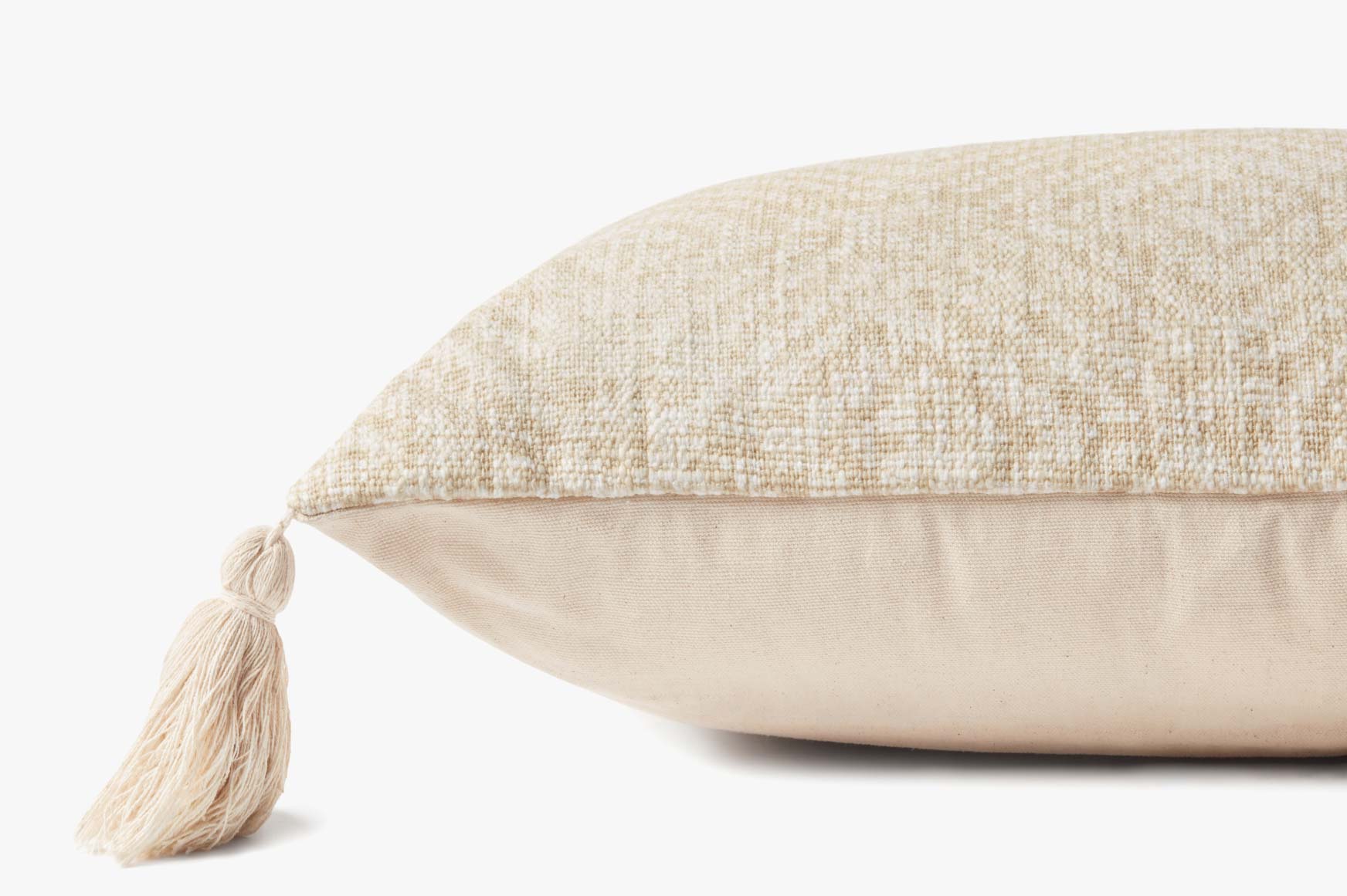 Loloi P0621 Ivory Pillow White Cliff Studio Throw Pillows