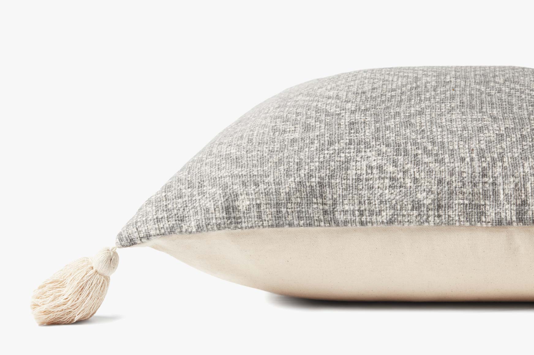 Loloi P0621 Lt Grey Pillow White Cliff Studio Throw Pillows