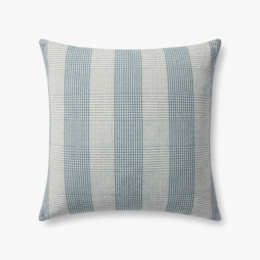 Chris Loves Julia x Loloi Auggie Blue / White Pillow White Cliff Studio Throw Pillows