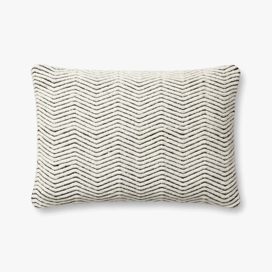 Loloi PLL0120 PL0120 Ivory Pillow White Cliff Studio Throw Pillows