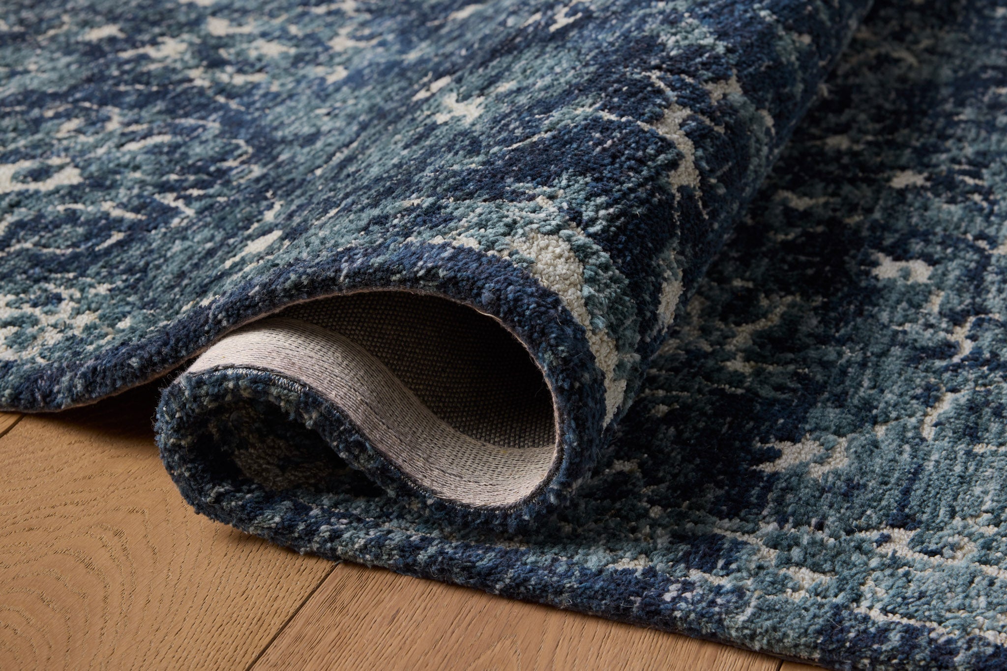Loloi II Percival Navy / Ivory Rug White Cliff Studio Area Rugs