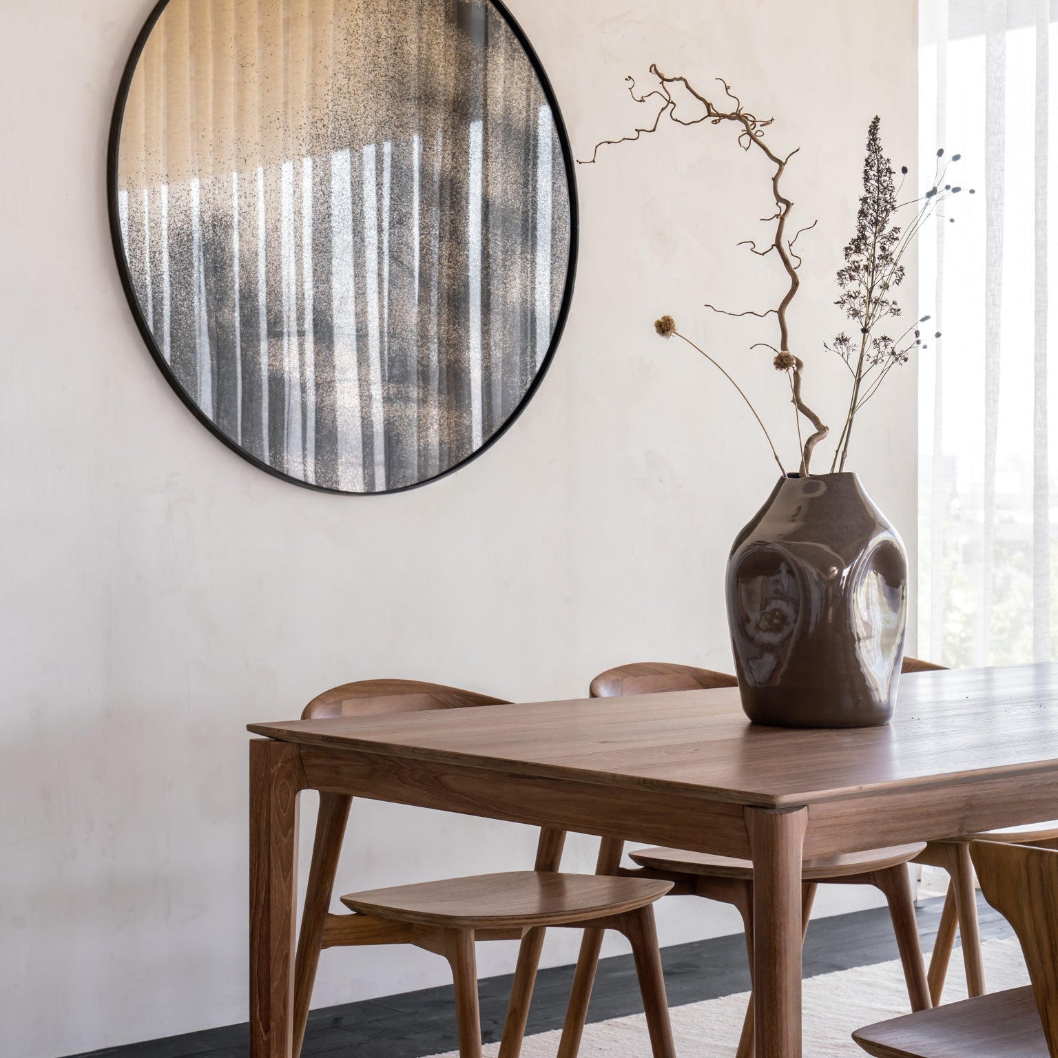 Aged wall mirror - Bronze - wooden frame - heavy aged - round White Cliff Studio Wall Mirror