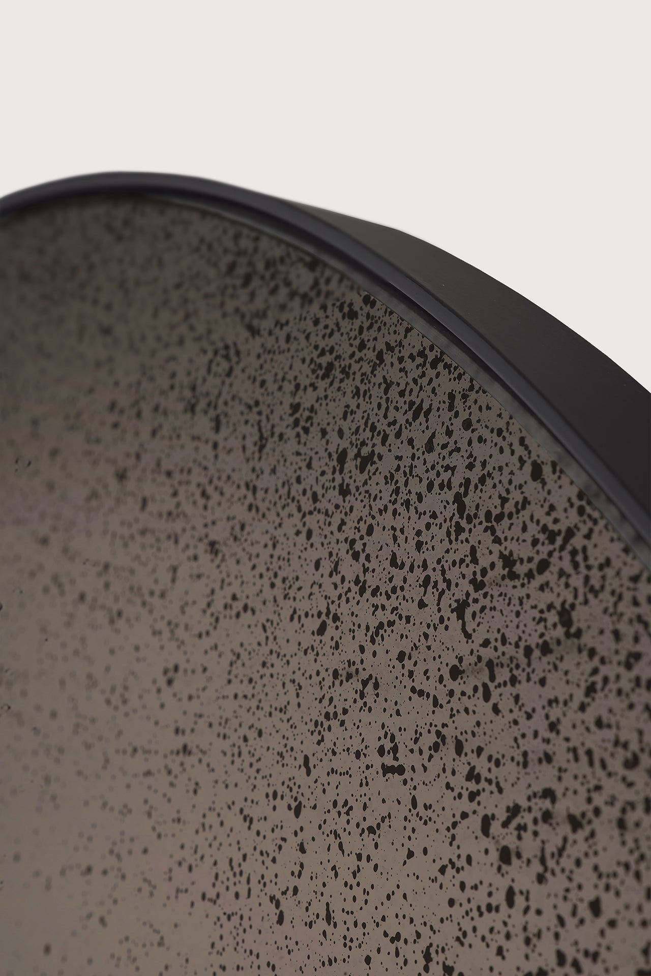 Aged wall mirror - Bronze - wooden frame - heavy aged - round White Cliff Studio Wall Mirror