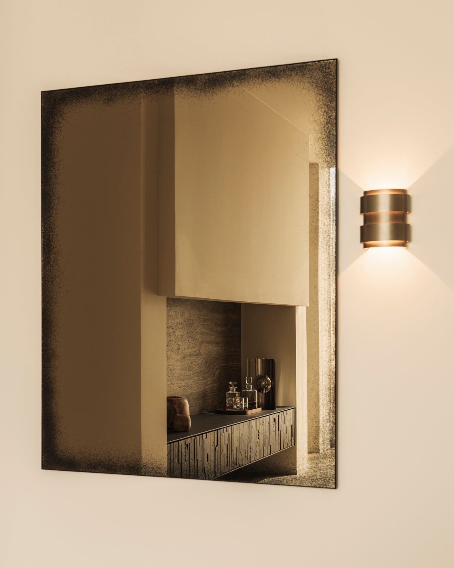 Aged Wall Mirror White Cliff Studio Wall Mirrors