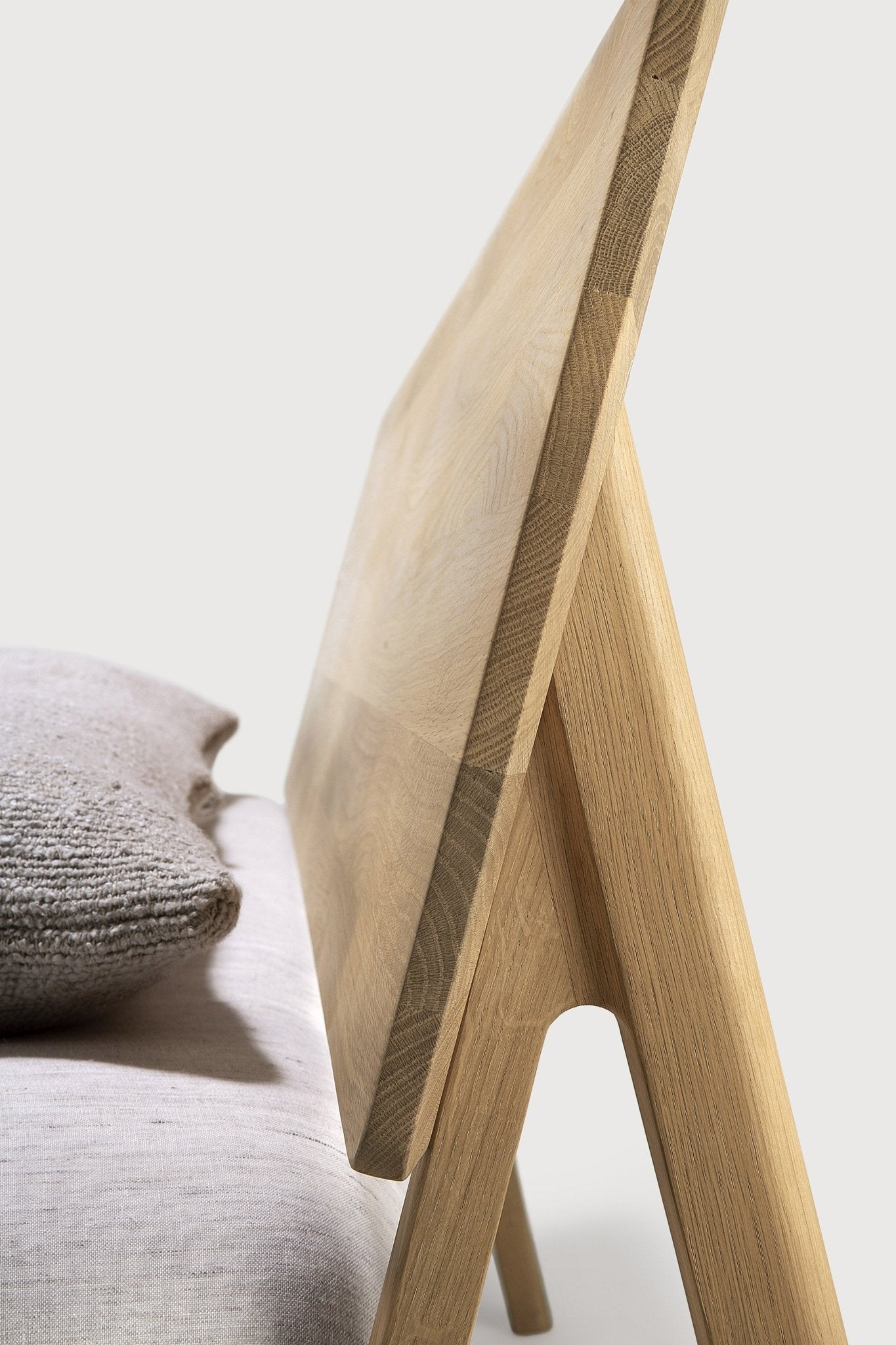 Air bed - oak - US King - with slats White Cliff Studio King Bed Frame