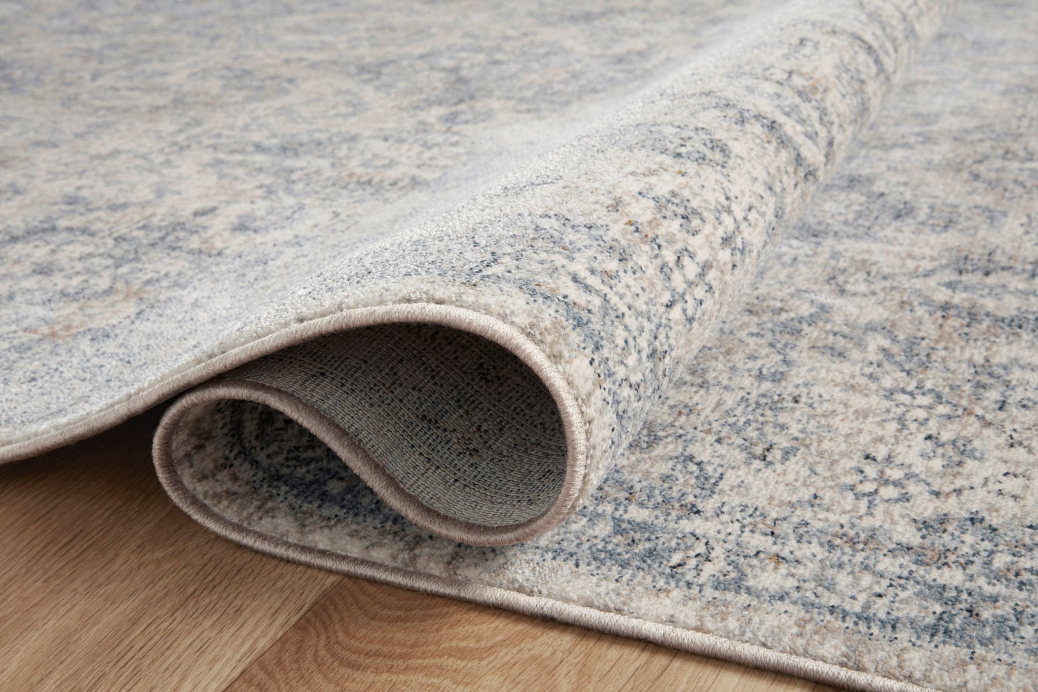 Amber Lewis x Loloi Zuma Pebble / Stone Rug