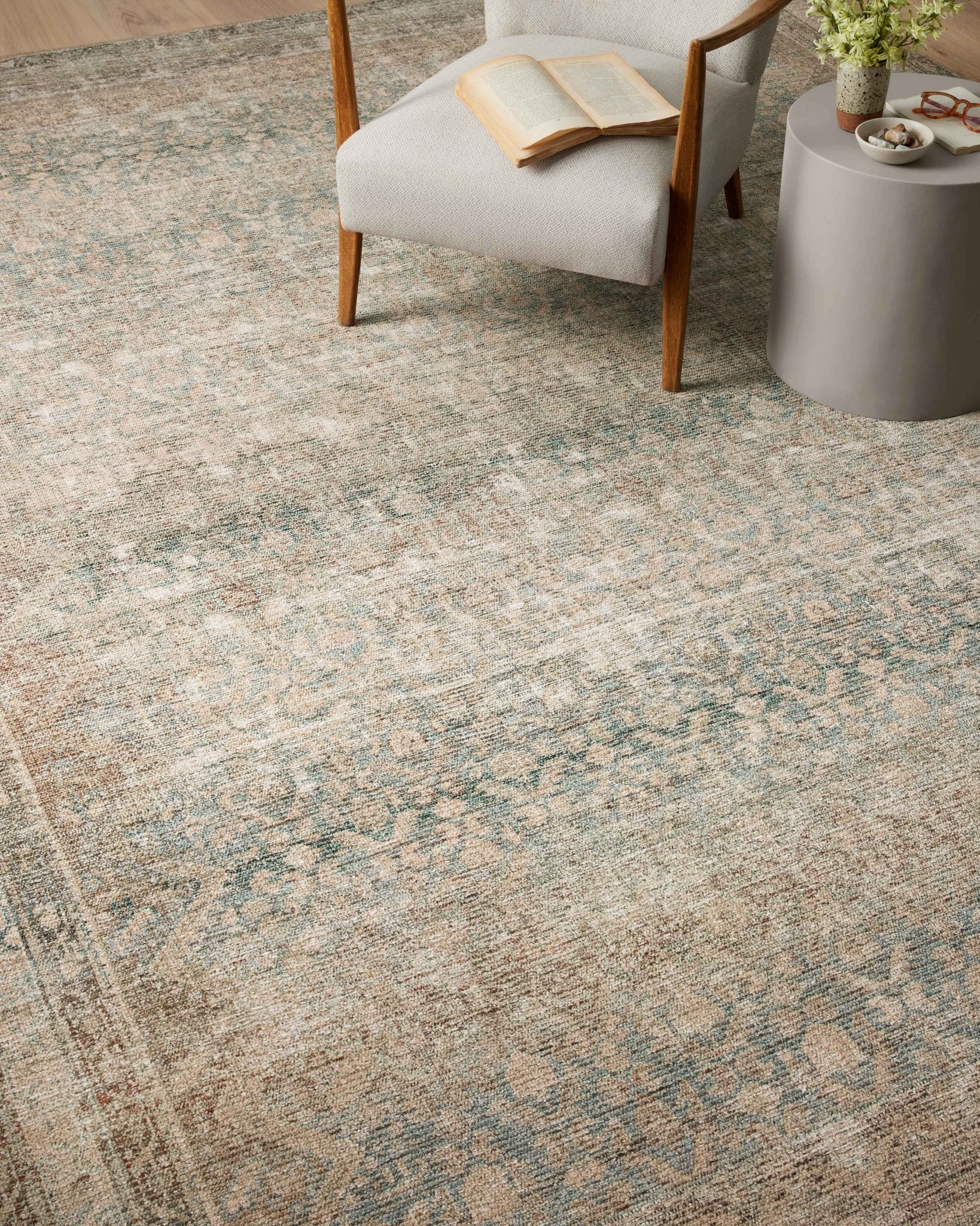 Angela Rose x Loloi Aubrey Jade / Natural Rug