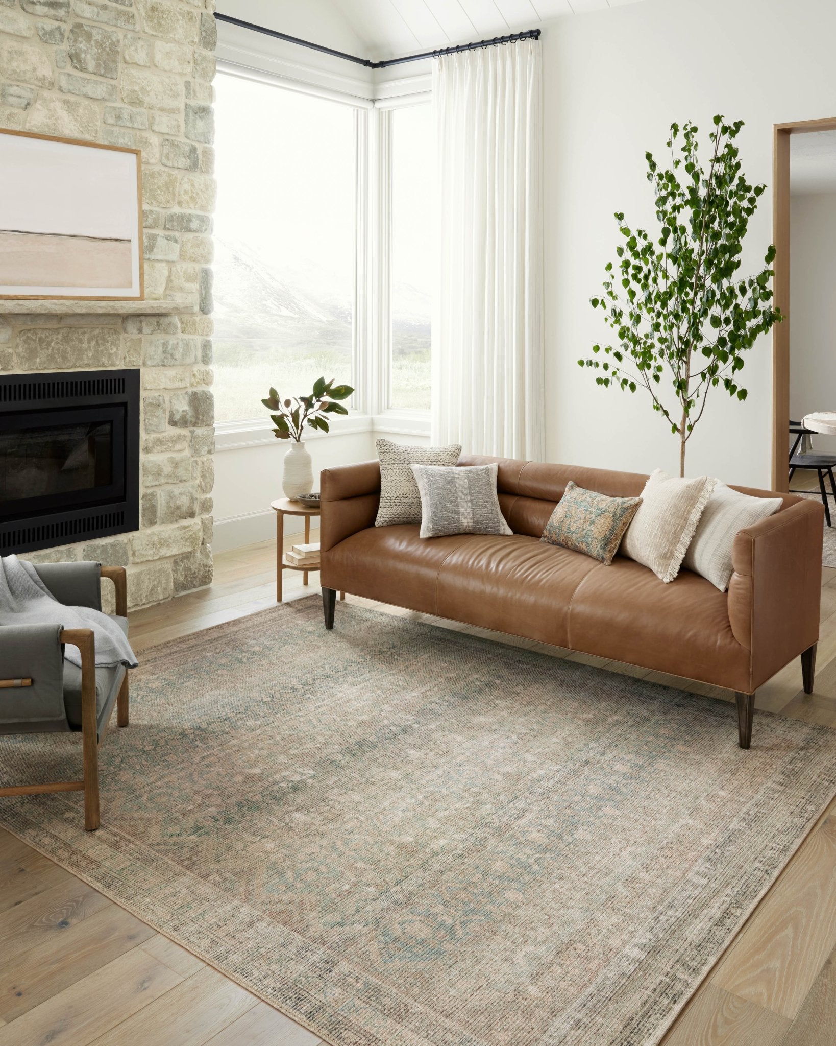 Angela Rose x Loloi Aubrey Jade / Natural Rug