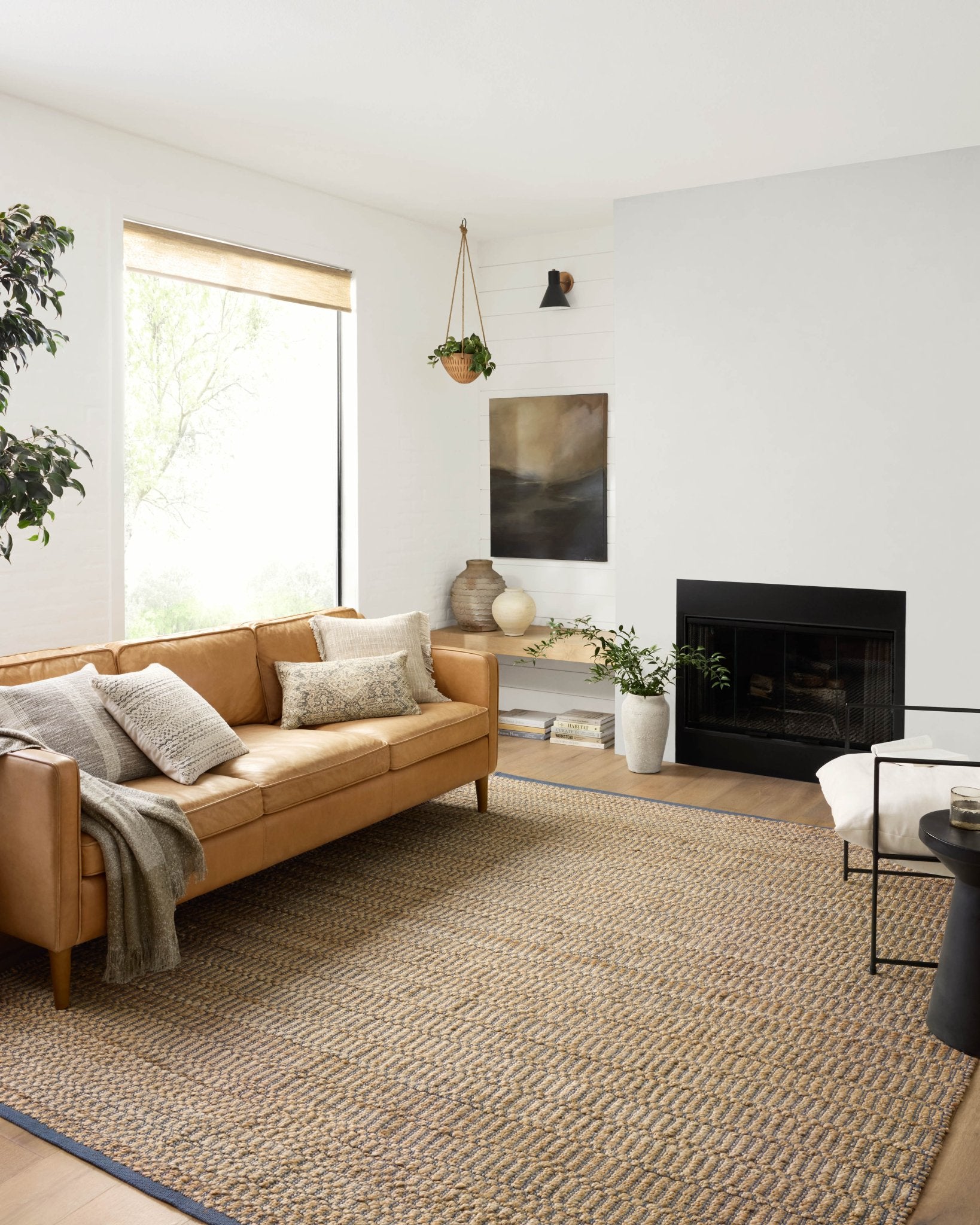 Angela Rose x Loloi Colton Natural / Navy Rug