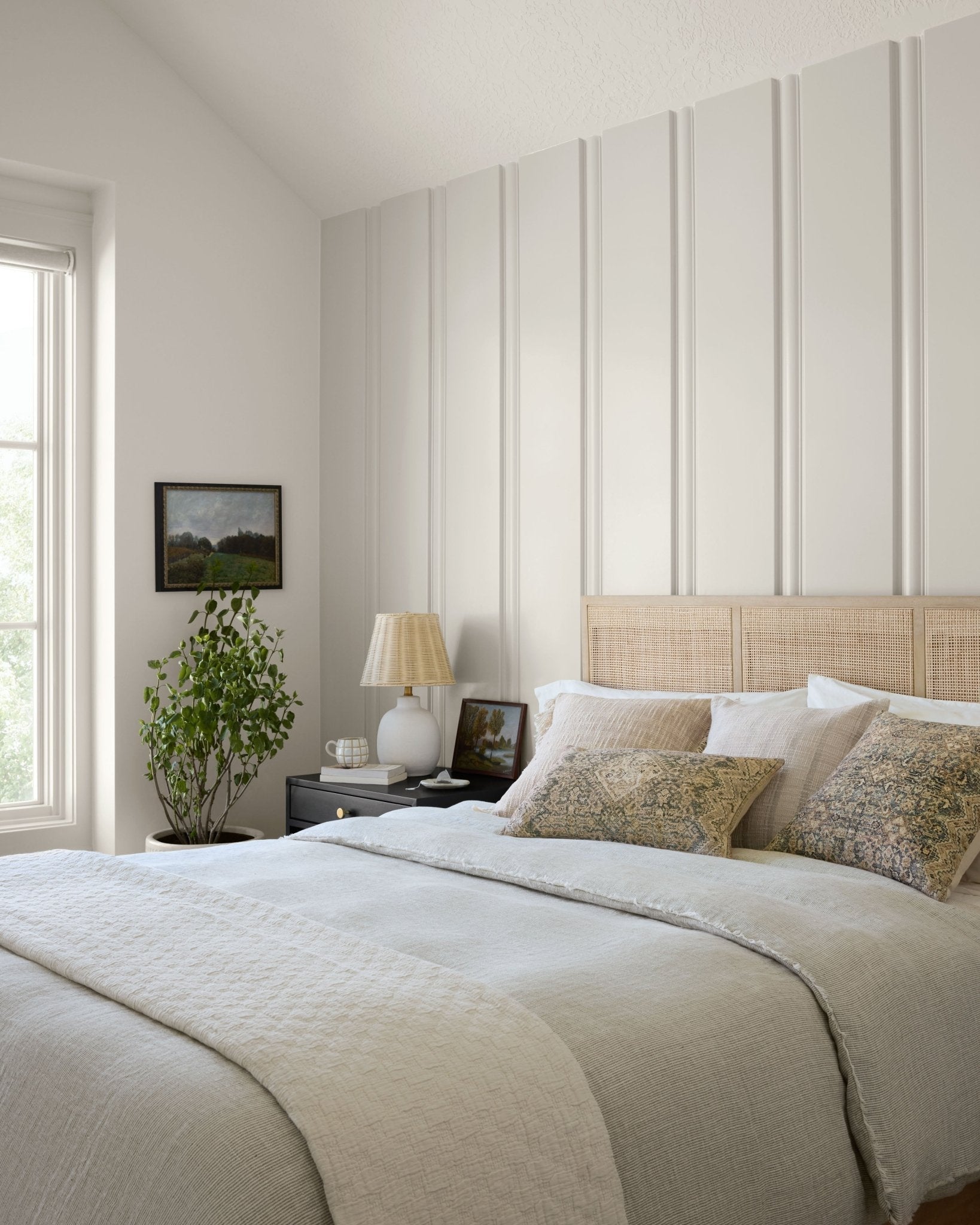 Angela Rose x Loloi Joshua Ivory / Grey 18'' x 18'' Cover w/Poly Pillow White Cliff Studio Patterned Pillows