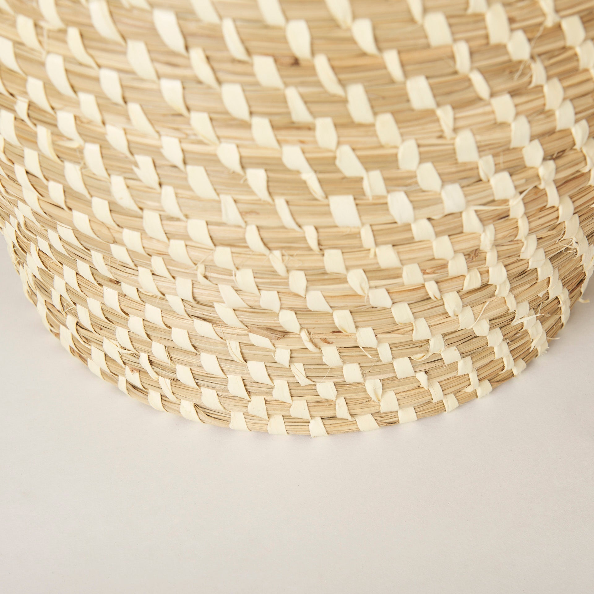 Beau Woven Baskets with Lid