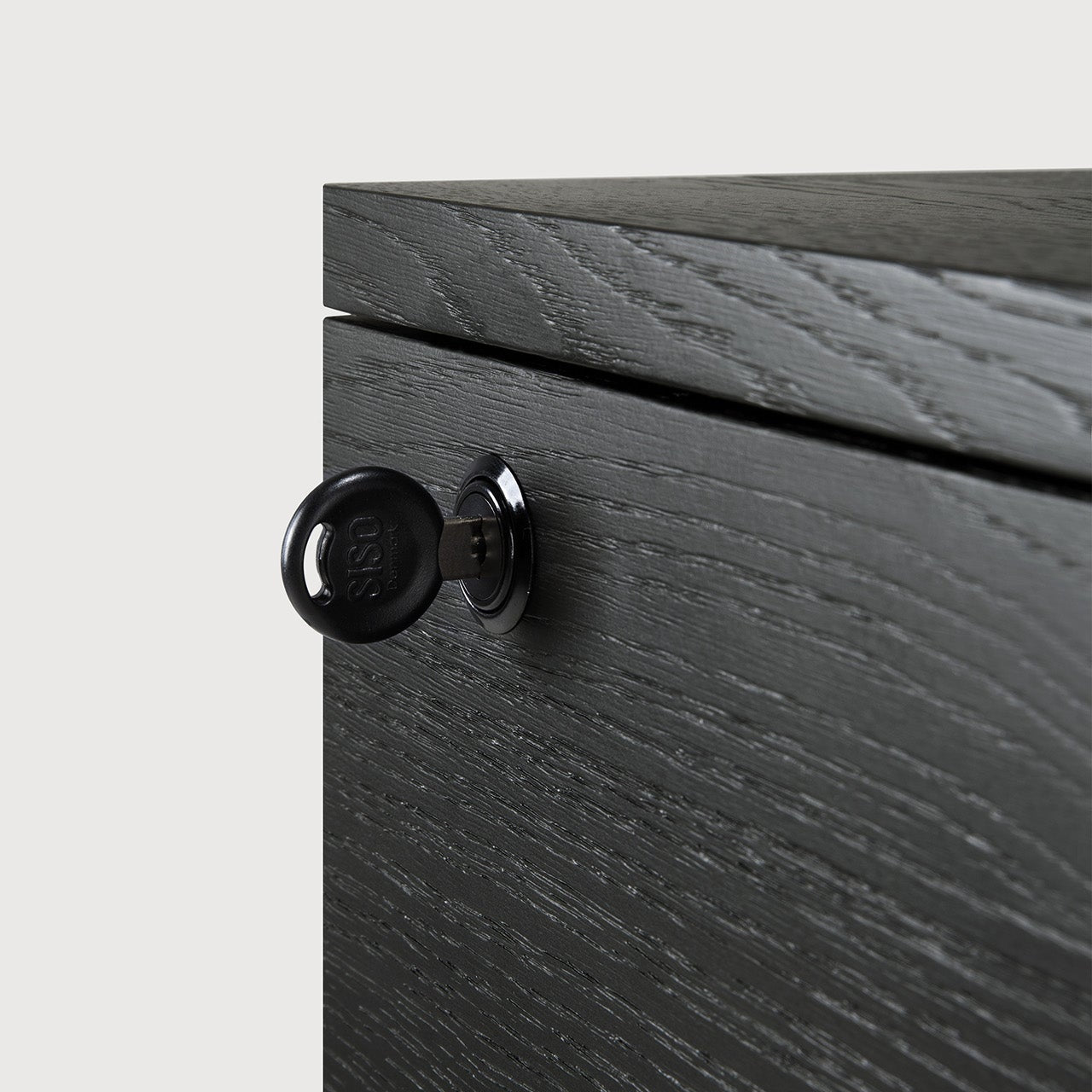 Billy drawer unit - varnished oak - black - 3 drawers - with keylock White Cliff Studio Office Storage Drawers
