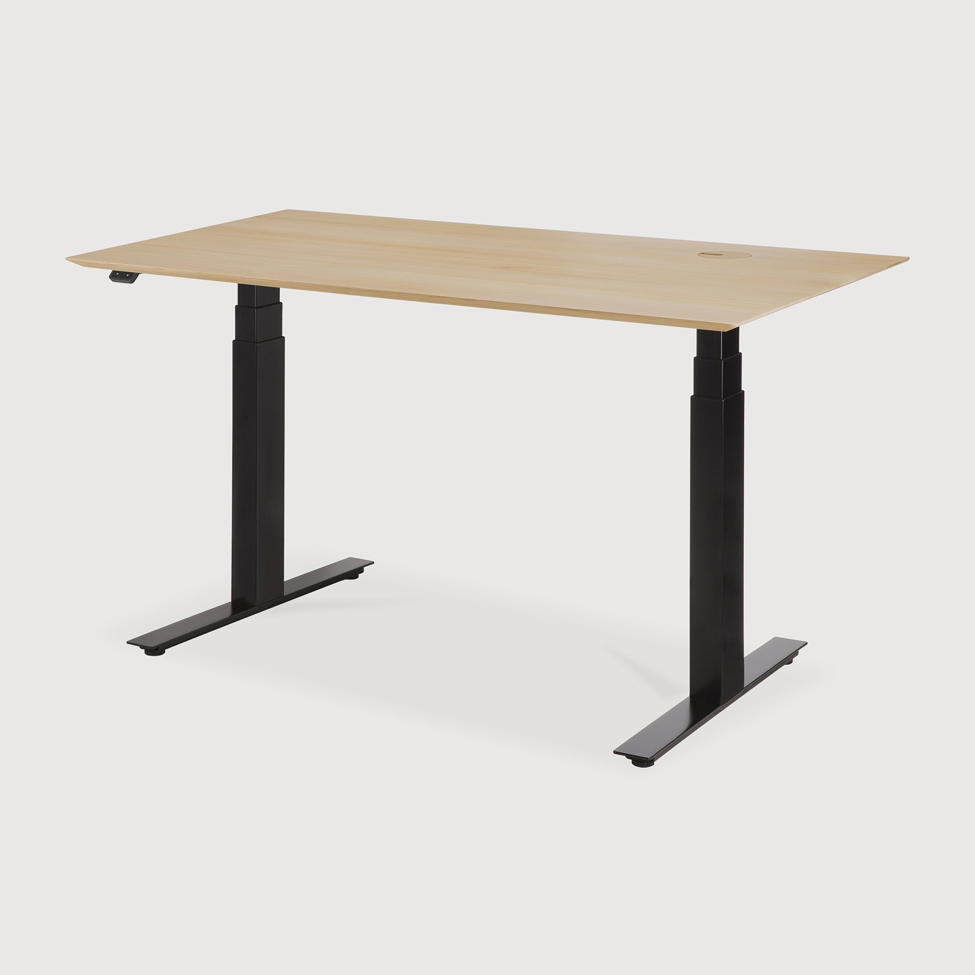 Bok adjustable desk - varnished oak top - black base - rectangular - with cable management - US White Cliff Studio Desk