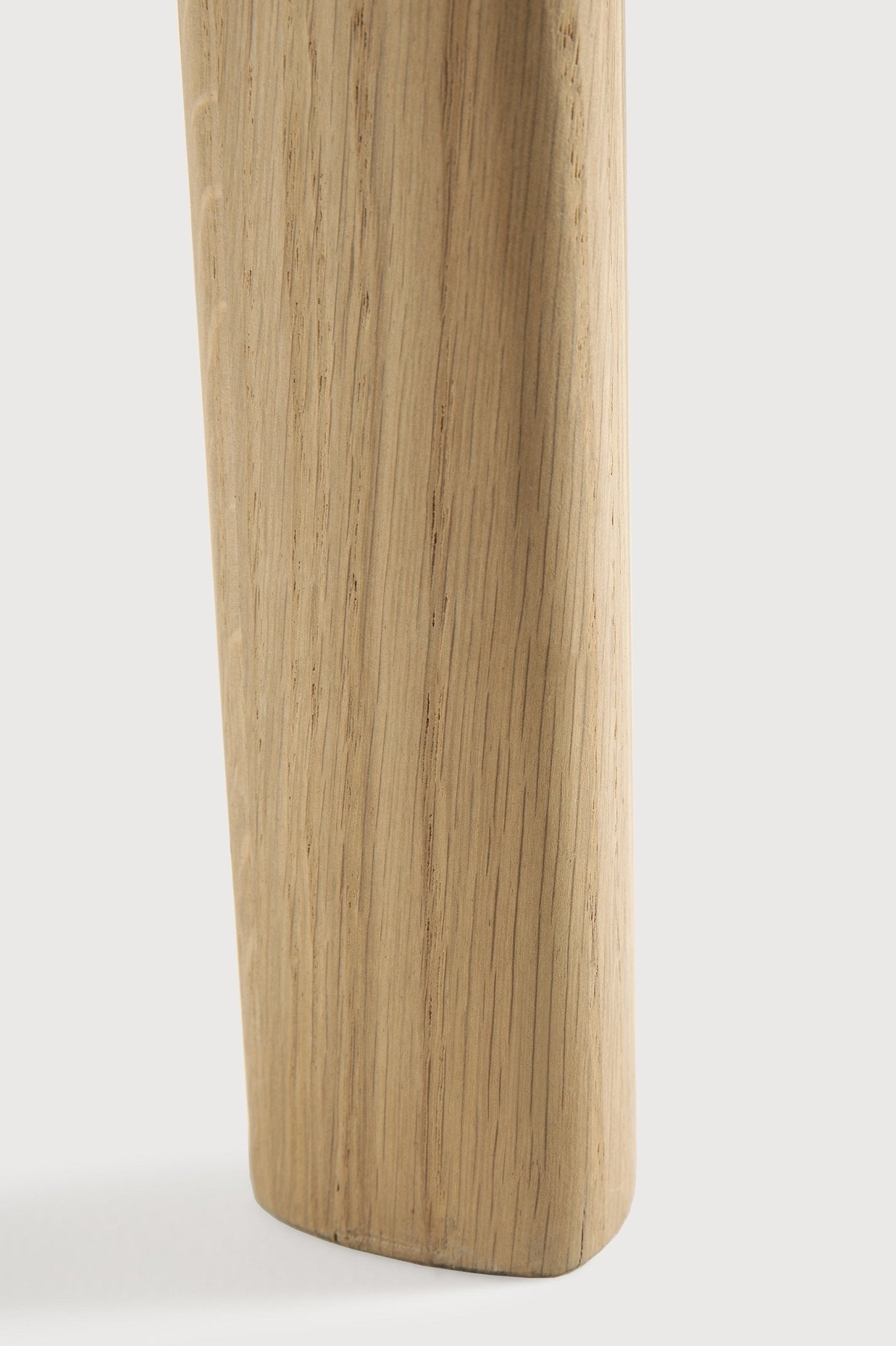 Bok cowork desk - varnished oak - rectangular - NEMA 5 - 15 (US, CA, MX, JP) White Cliff Studio Desk