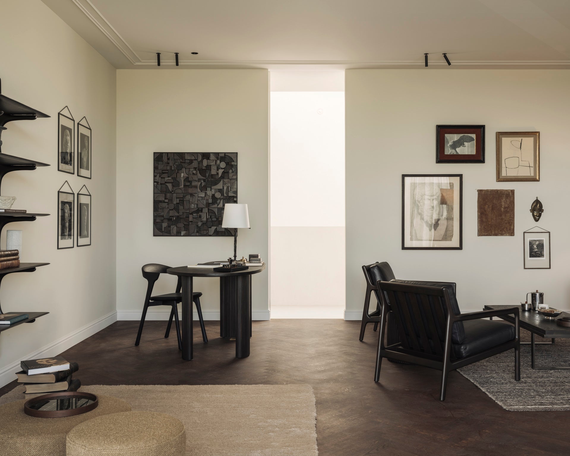 Bok dining chair - varnished oak - black - Black leather White Cliff Studio Dining Chair