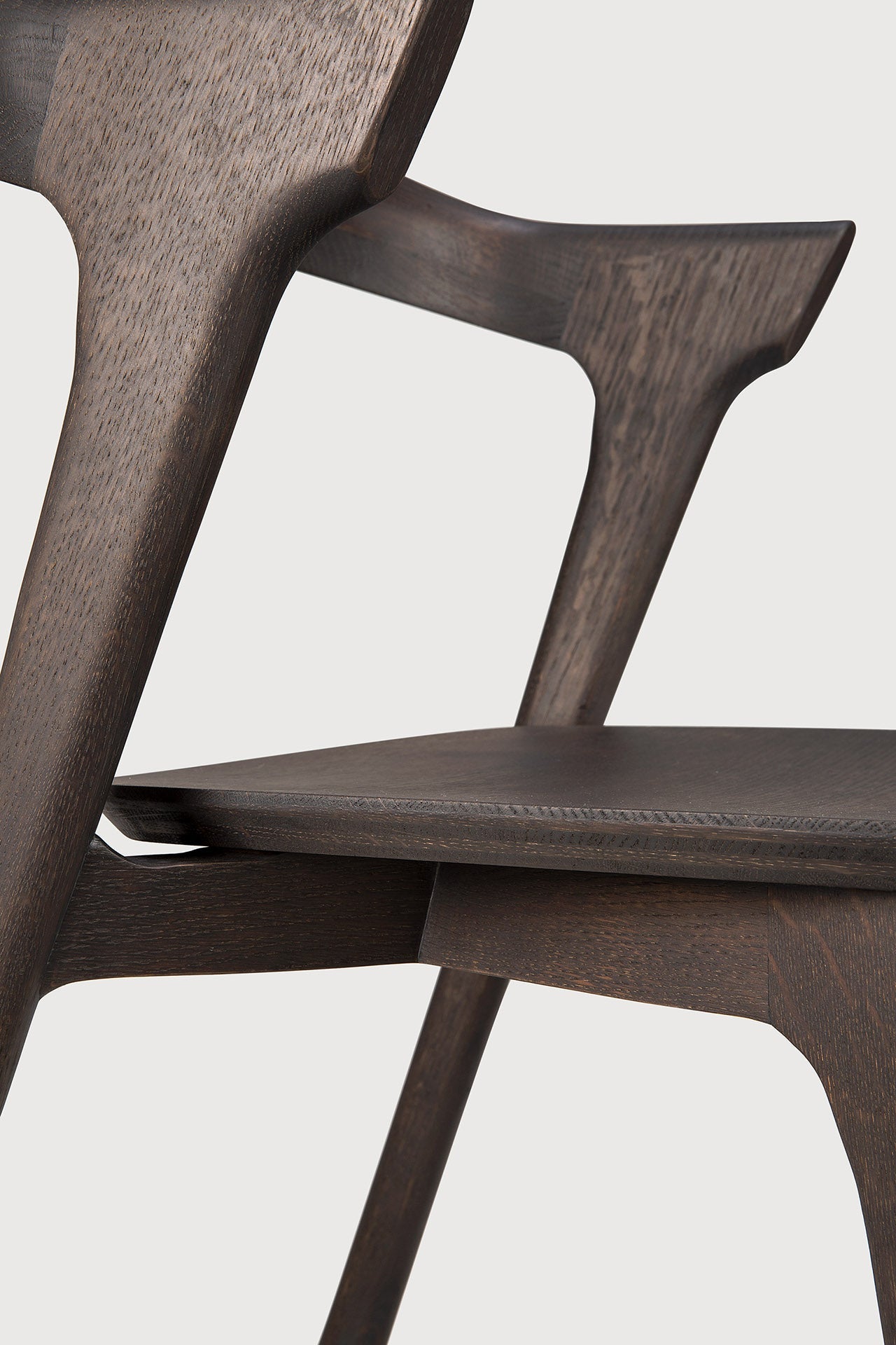 Bok dining chair - varnished oak - brown White Cliff Studio Dining Chair