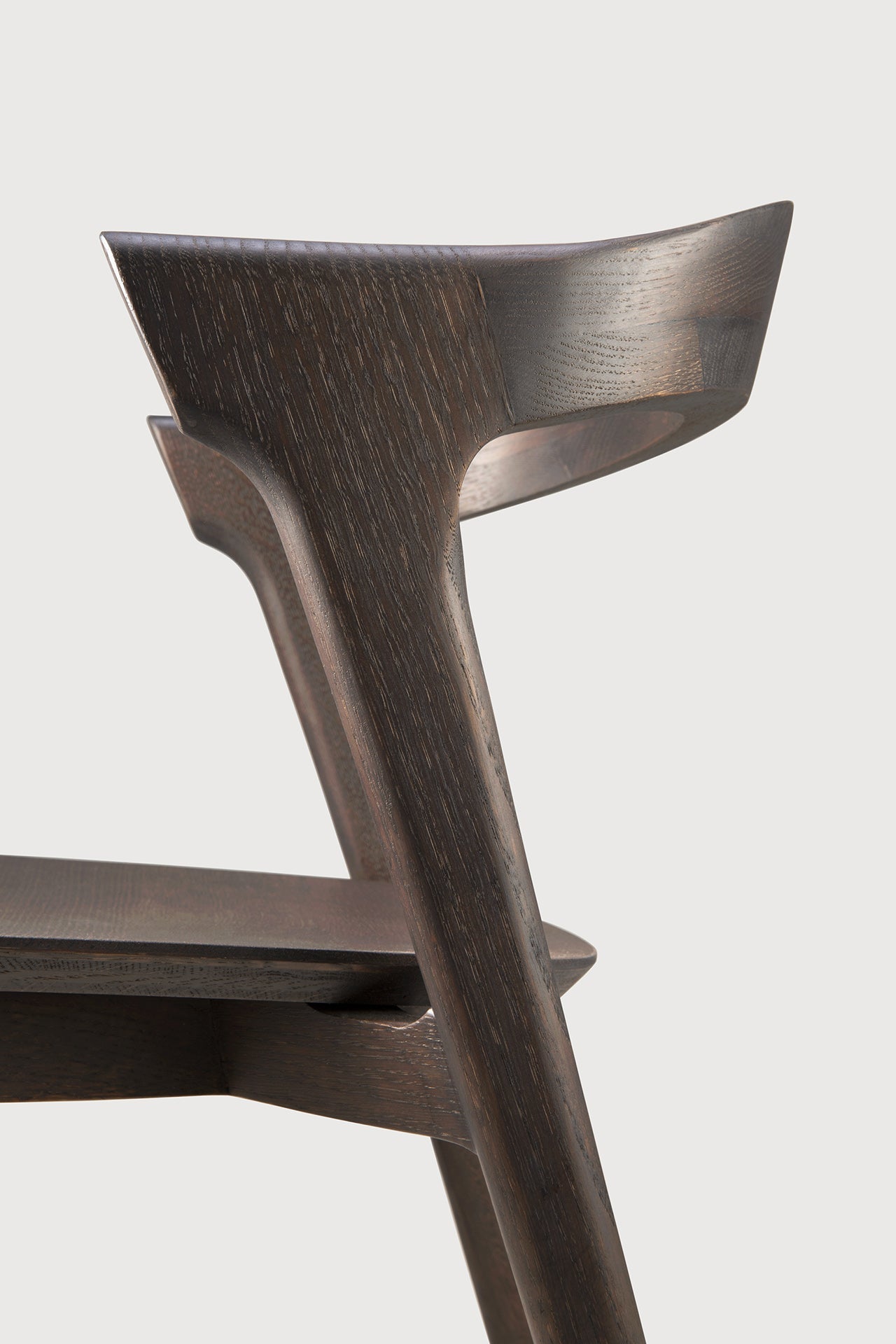 Bok dining chair - varnished oak - brown White Cliff Studio Dining Chair
