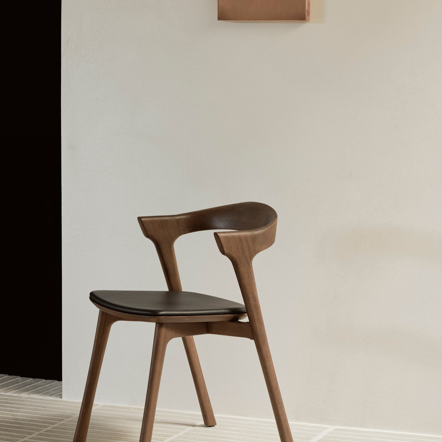 Bok dining chair - varnished teak - brown - Black leather White Cliff Studio Dining Chair
