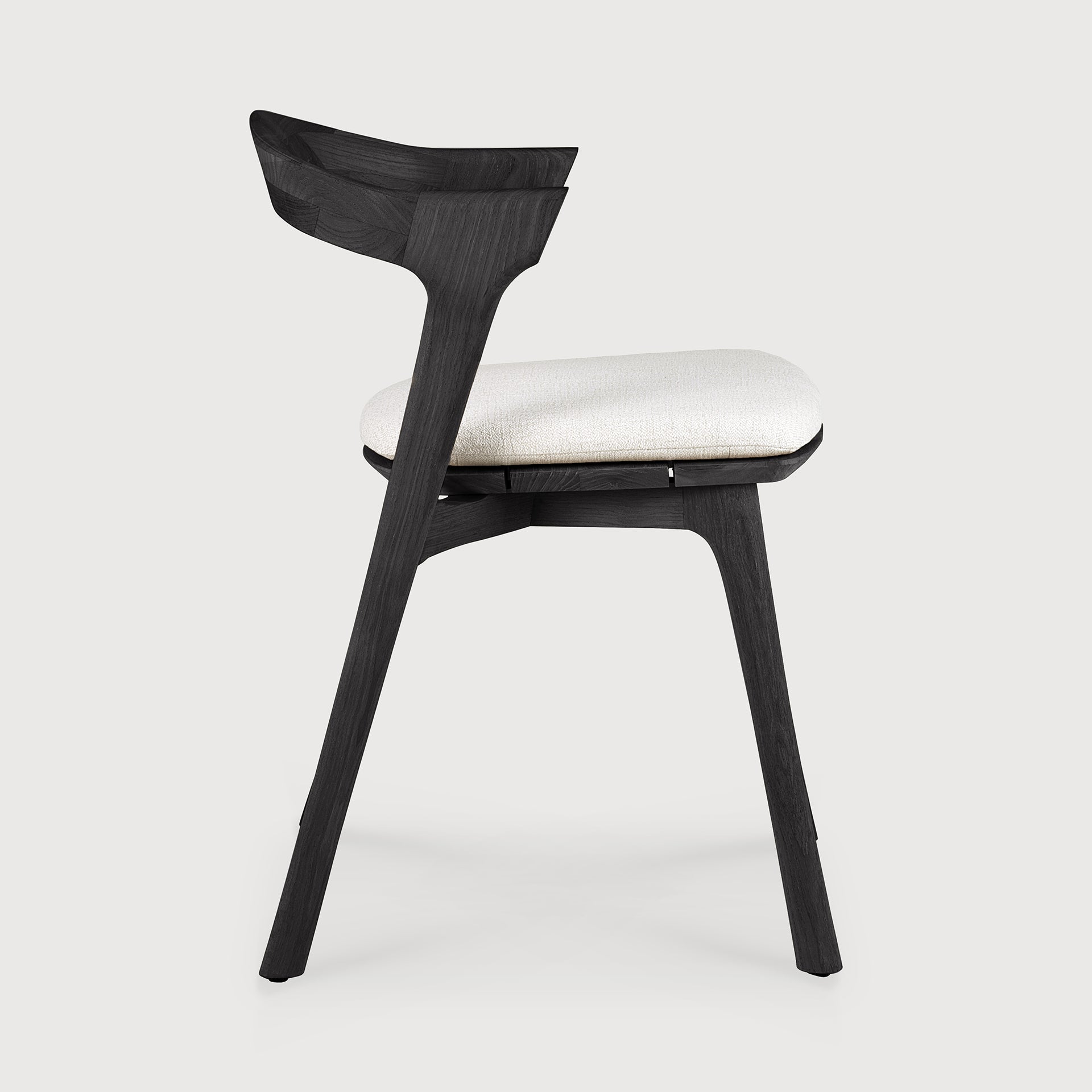 Bok outdoor dining chair - varnished teak - black - Off White fabric White Cliff Studio Outdoor Dining Chair