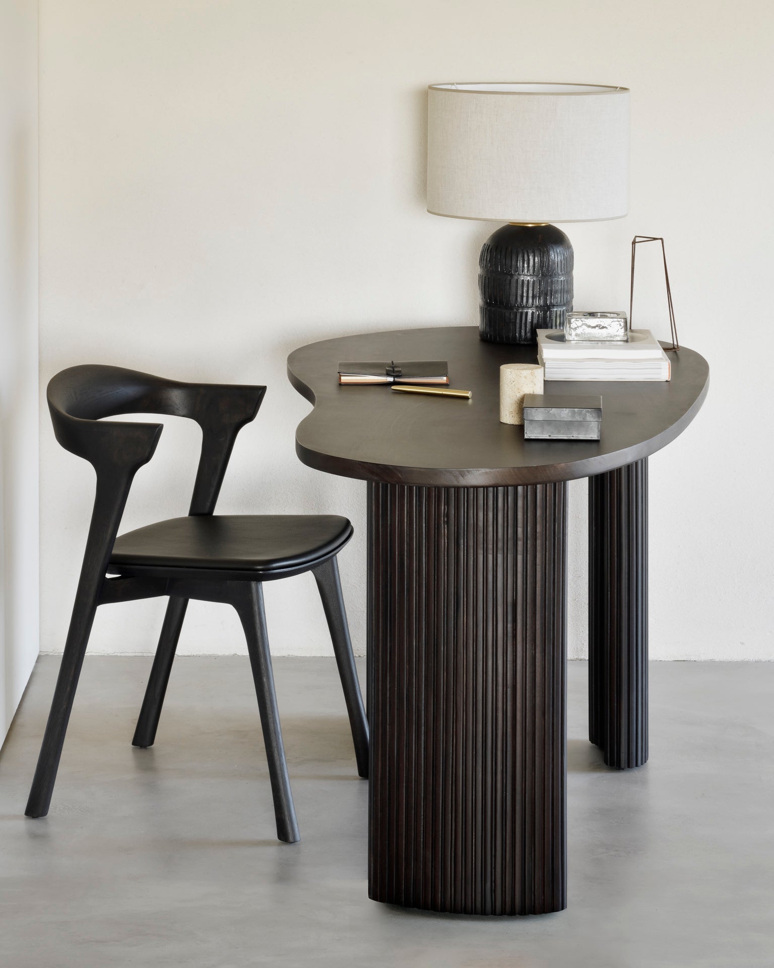 Boomerang desk - varnished mahogany - dark brown - pebble shape White Cliff Studio Desk