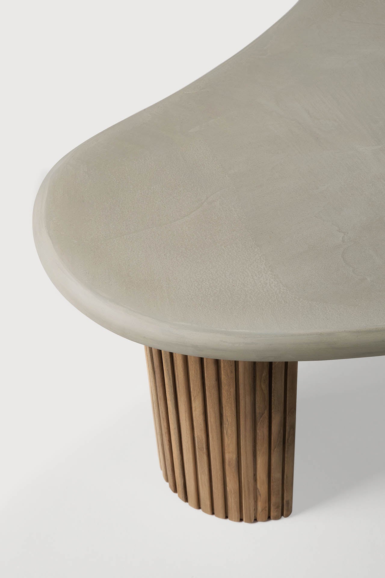 Boomerang outdoor coffee table - varnished concrete top - reclaimed teak base - Light Grey - pebble shape White Cliff Studio Outdoor Coffee Table