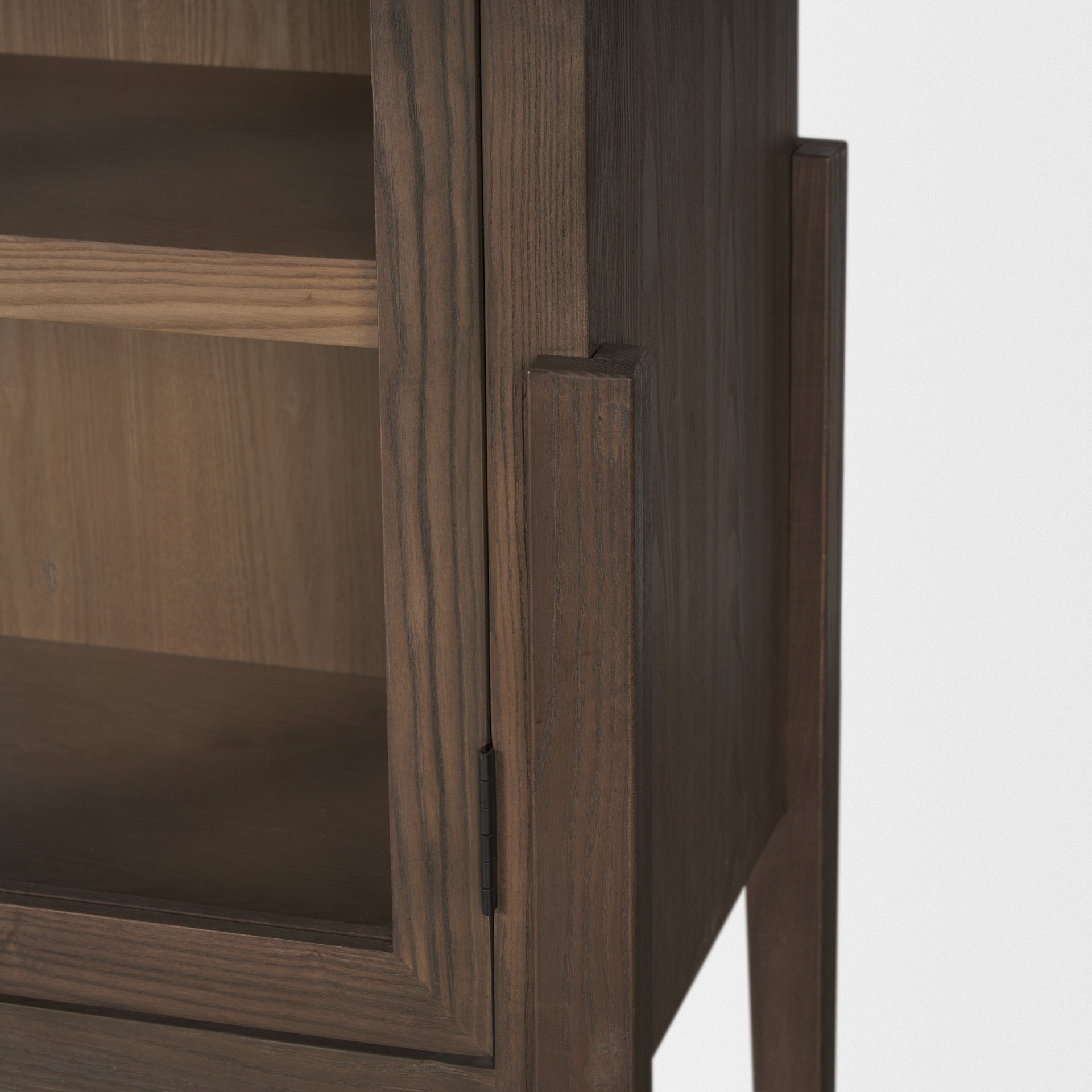 BronstonCurio Cabinet
