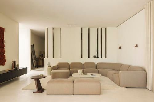 Brutalist side table - varnished mahogany - rose brown - rectangular White Cliff Studio Side Table