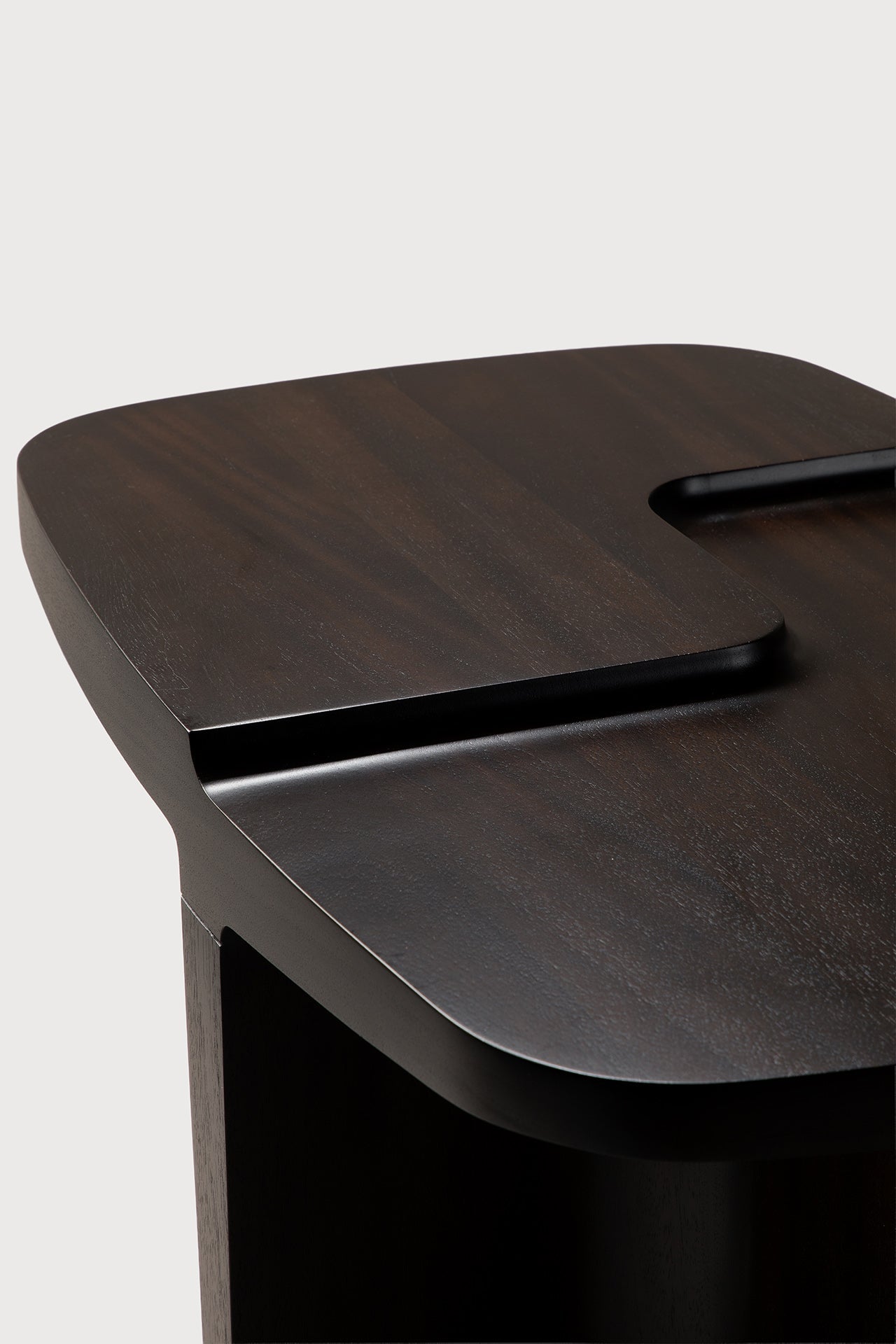 Brutalist side table - varnished mahogany - rose brown - rectangular White Cliff Studio Side Table