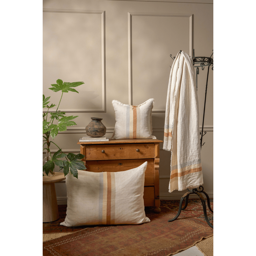 Burke Oversized Throw White Cliff Studio Throw Blankets