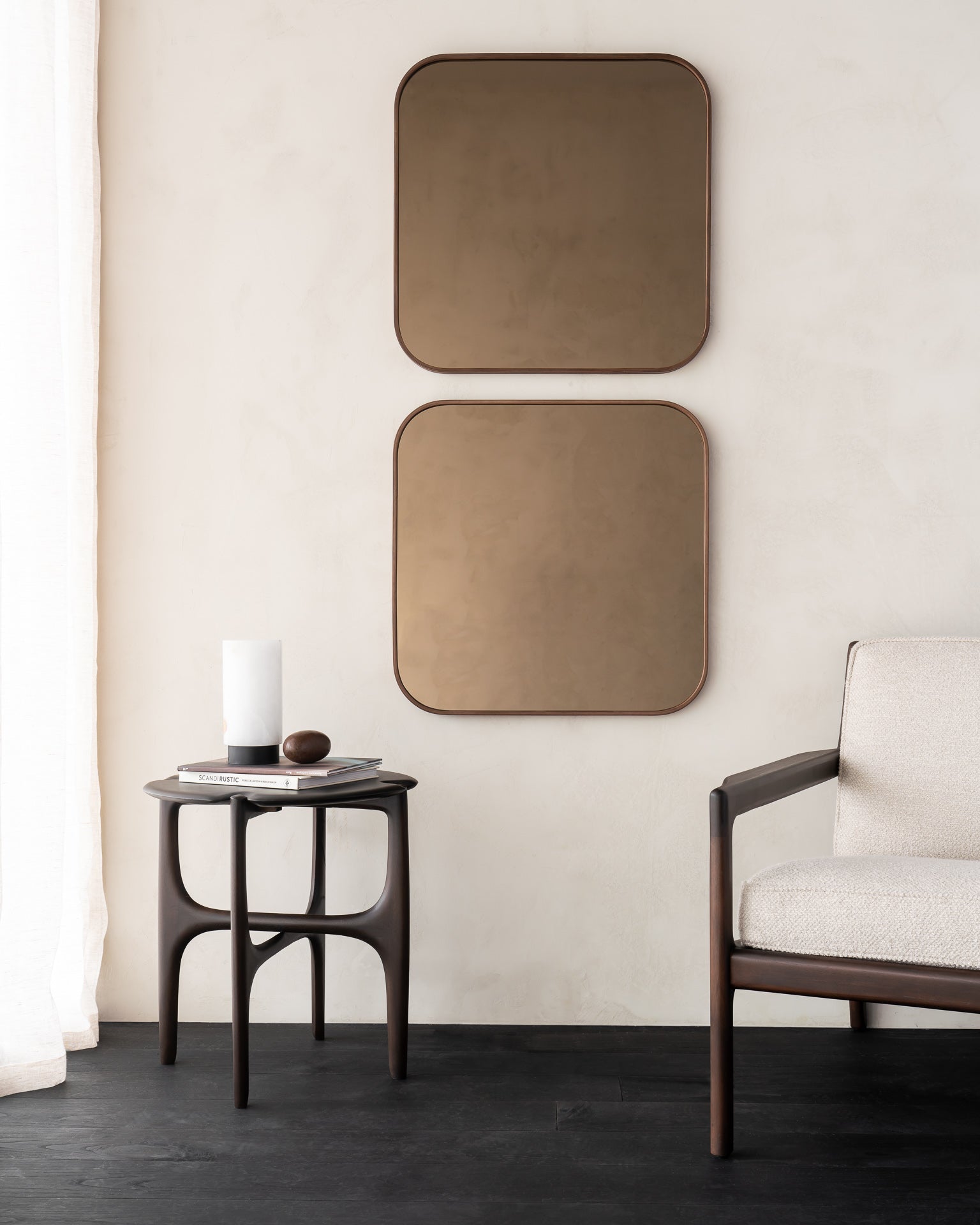 Camber wall mirror - Bronze - wooden frame - square White Cliff Studio Wall Mirror