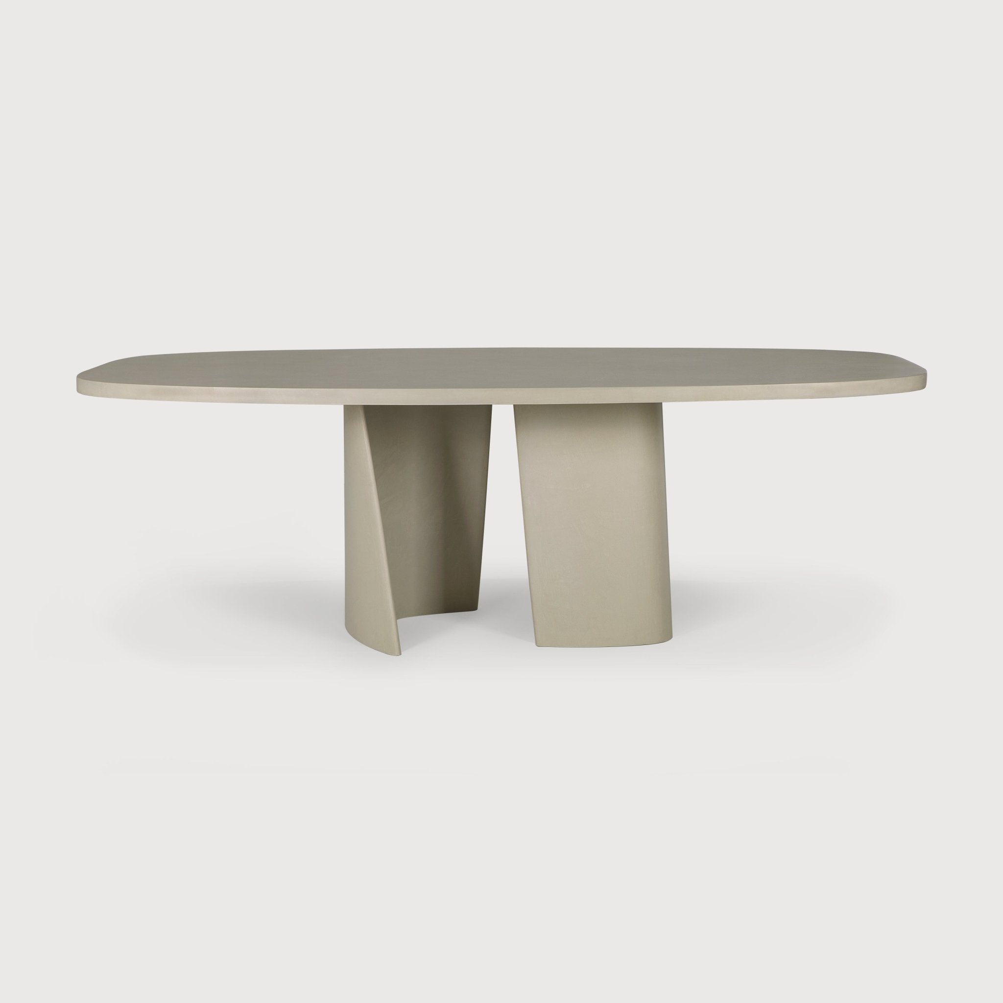 Canyon outdoor dining table - varnished concrete - Dark Grey - oval White Cliff Studio Outdoor Dining Table