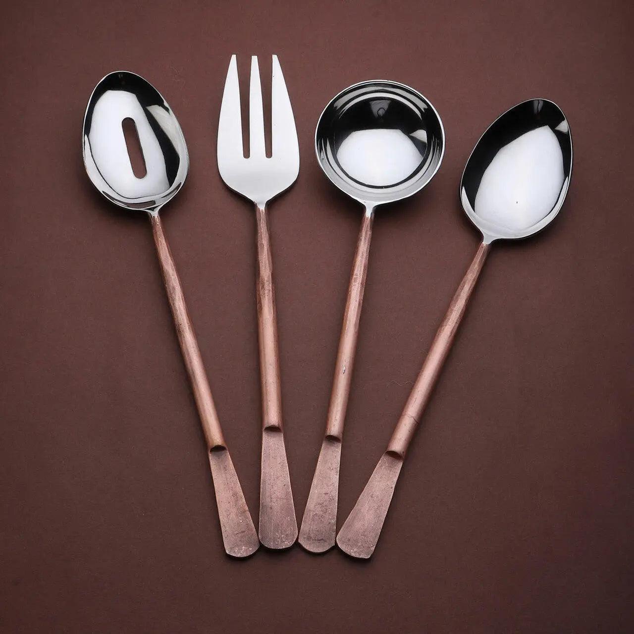 Celia Hostess 4 Pc. Set White Cliff Studio Utensils
