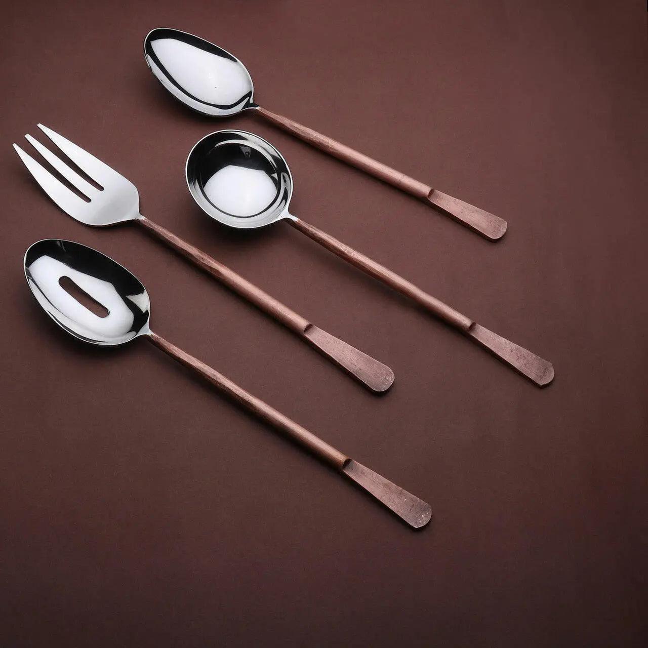 Celia Hostess 4 Pc. Set White Cliff Studio Utensils