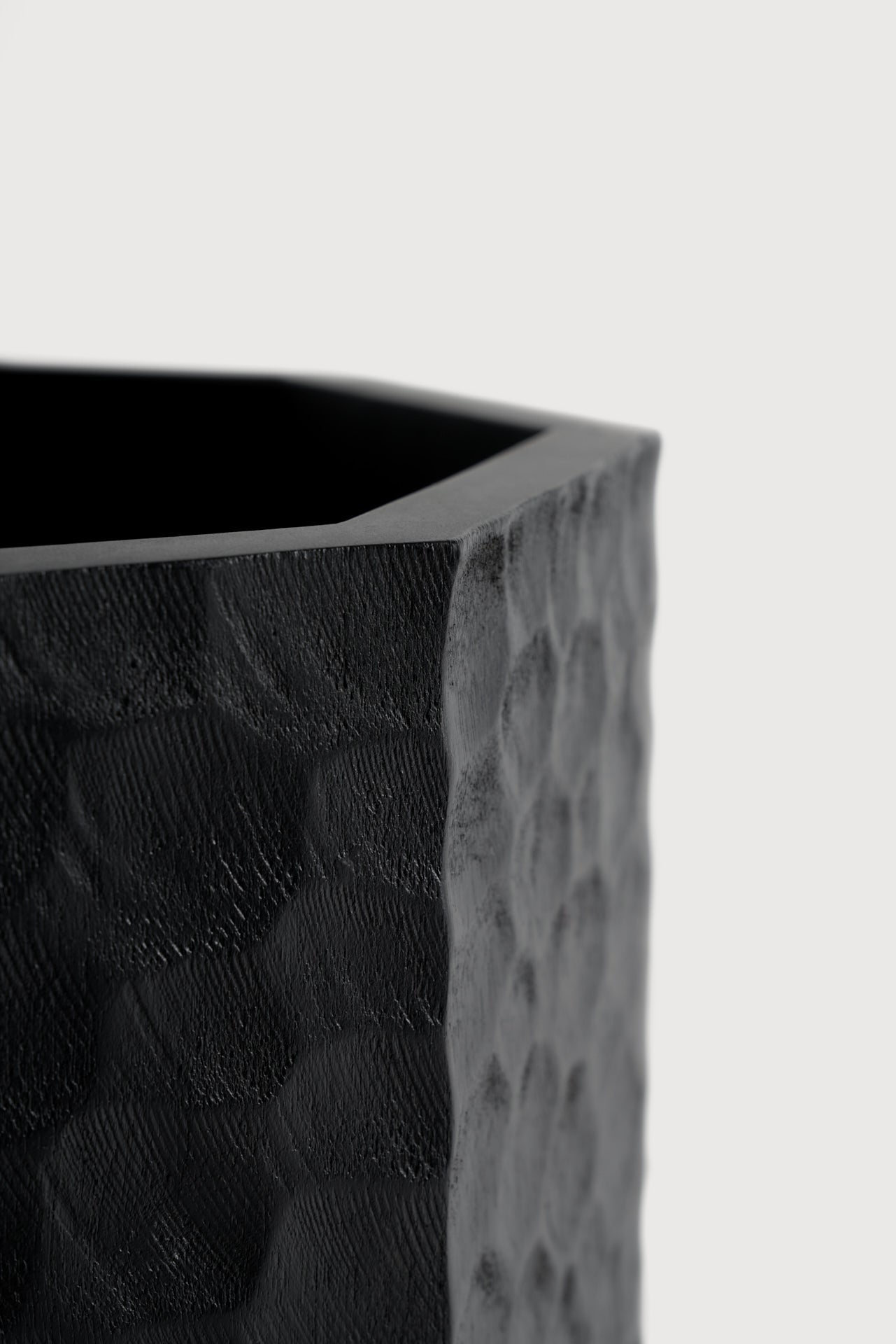 Chopped paper basket - varnished mahogany - black White Cliff Studio Trash can