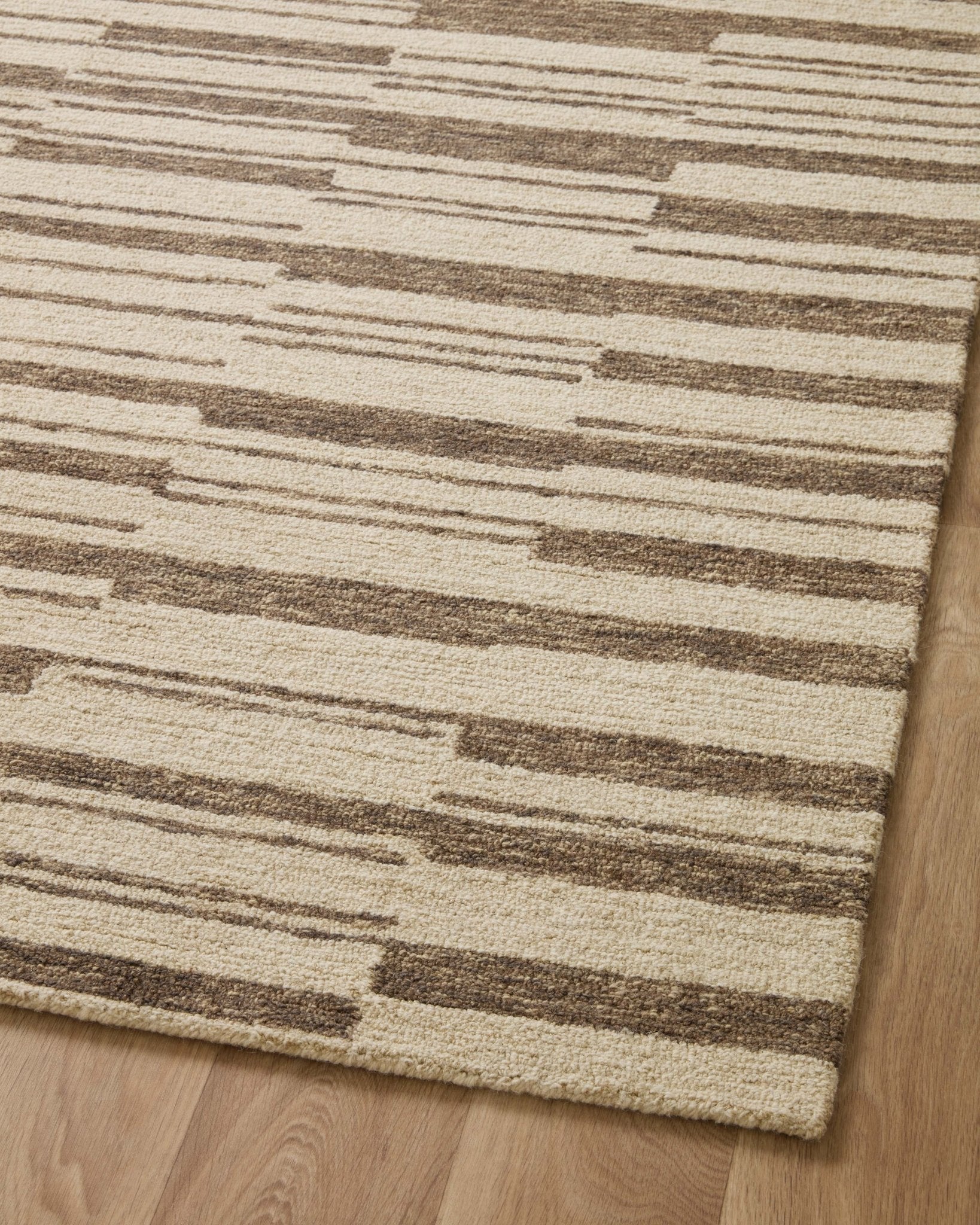 Chris Loves Julia x Loloi Polly Beige / Tobacco Rug
