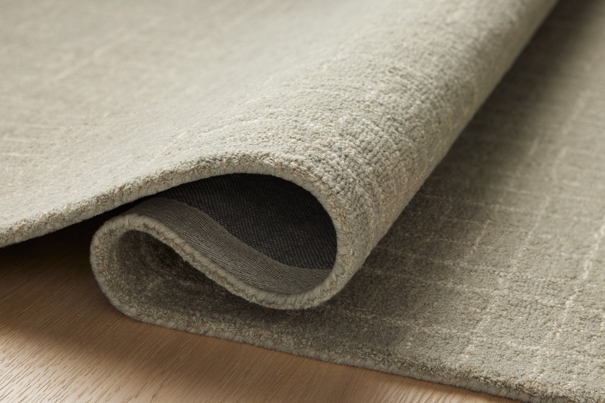 Chris Loves Julia x Loloi Polly Spa / Ivory Rug