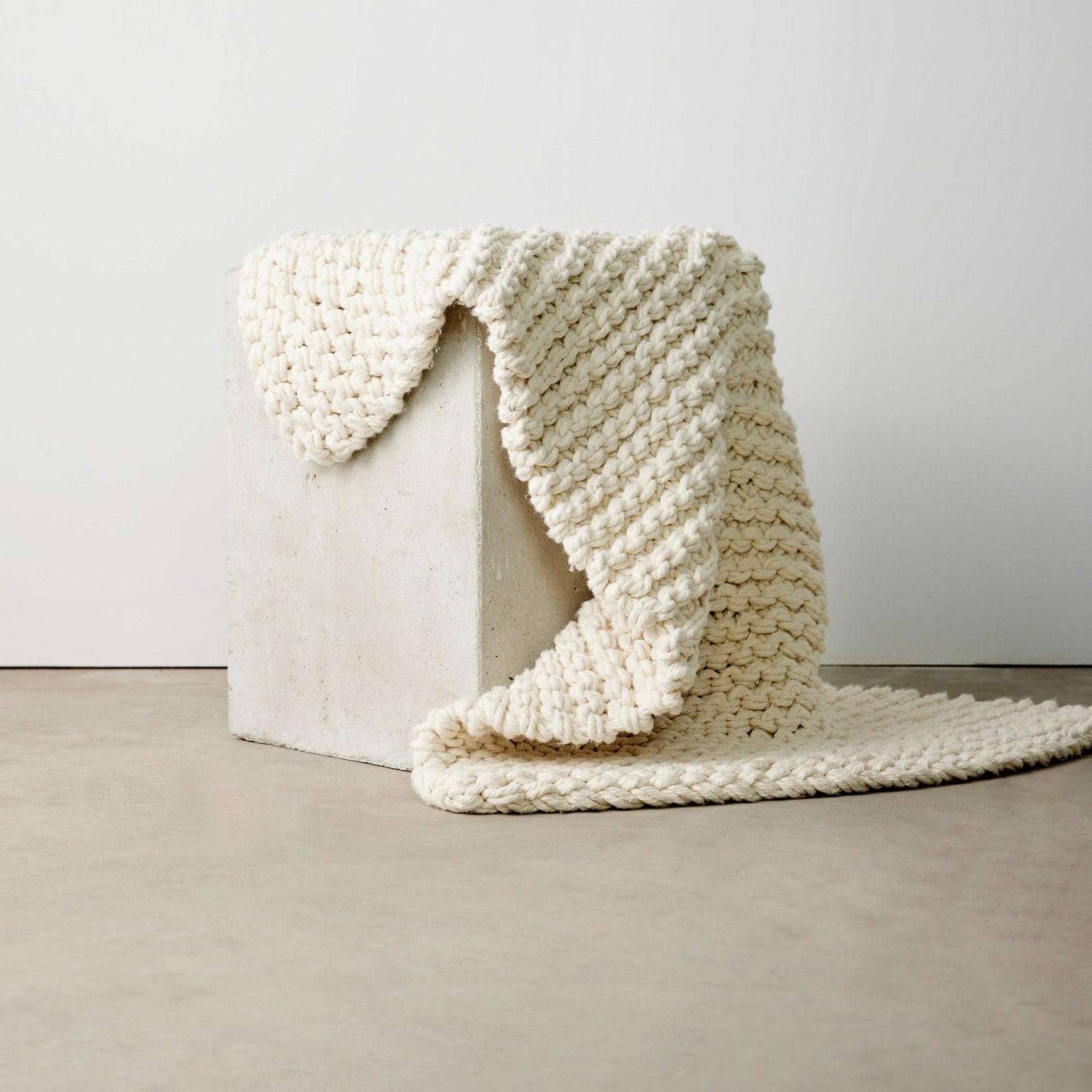 Chunky Ecru Hand - Loomed Mat