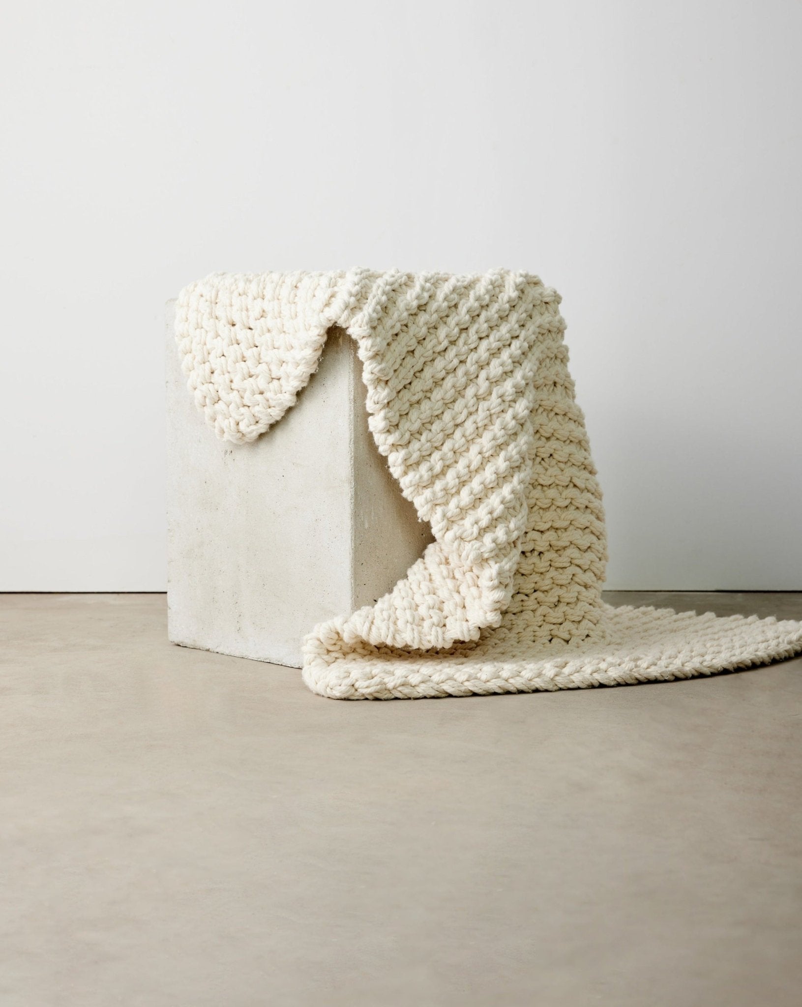 Chunky Ecru Hand - Loomed Mat