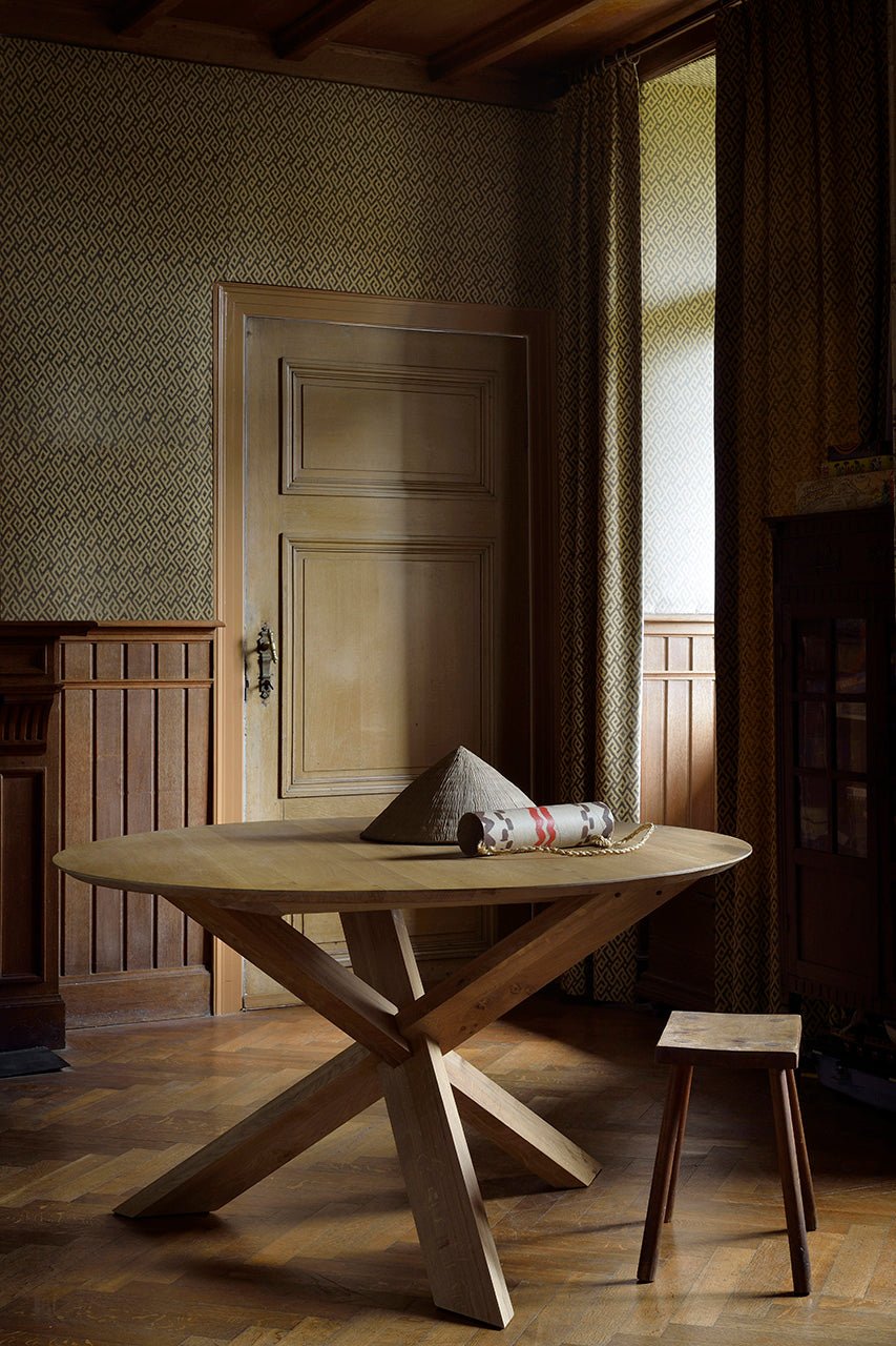 Circle dining table - varnished oak - round White Cliff Studio Dining Table
