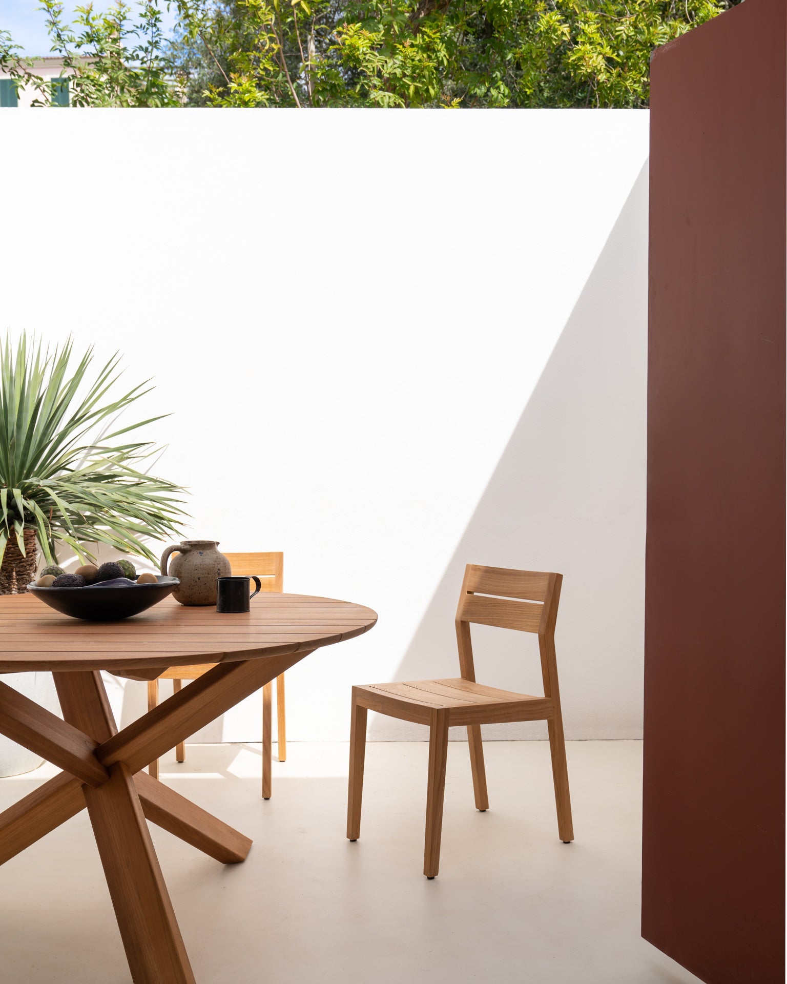 Circle outdoor dining table - teak - round White Cliff Studio Outdoor Dining Table