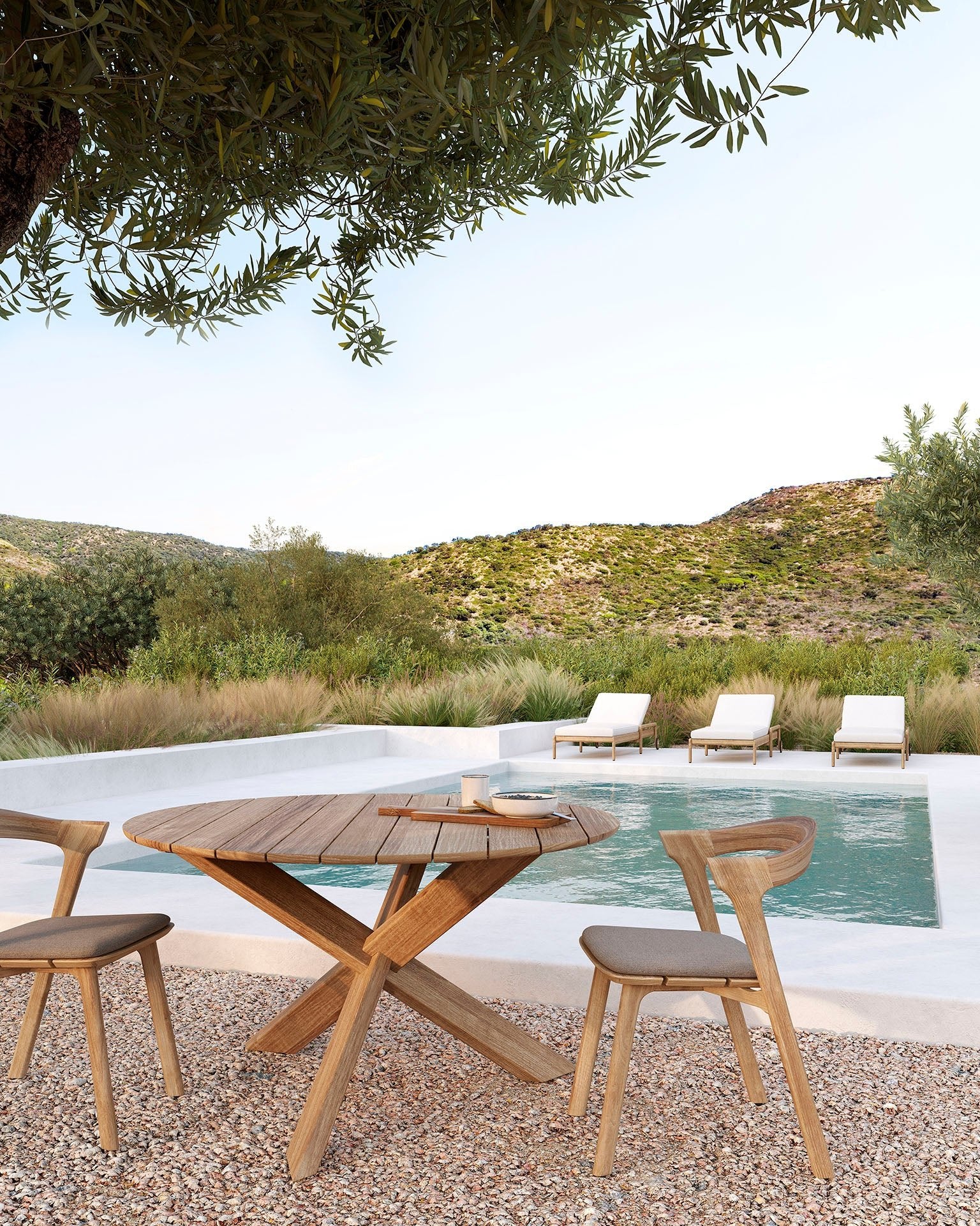 Circle outdoor dining table - teak - round White Cliff Studio Outdoor Dining Table