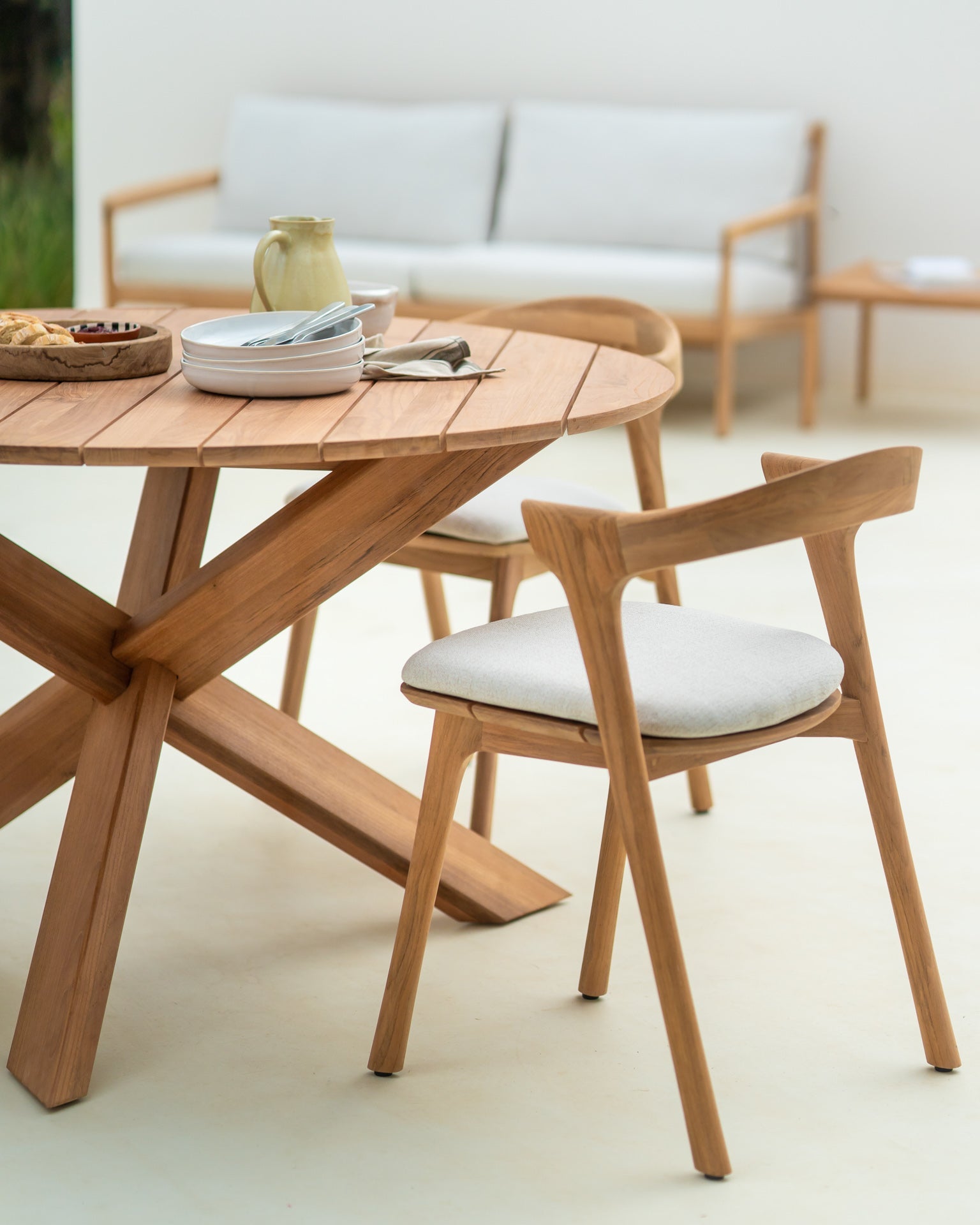 Circle outdoor dining table - teak - round White Cliff Studio Outdoor Dining Table