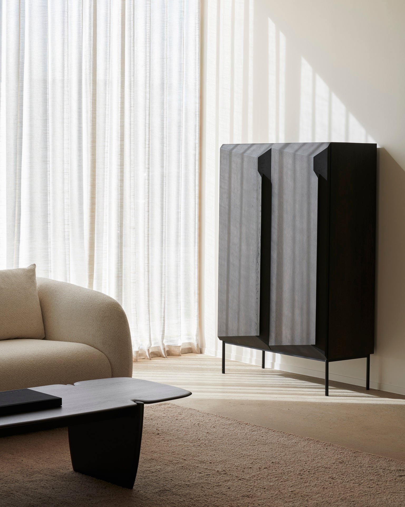 Contour sofa - Chalk fabric - 3 seater White Cliff Studio Sofa